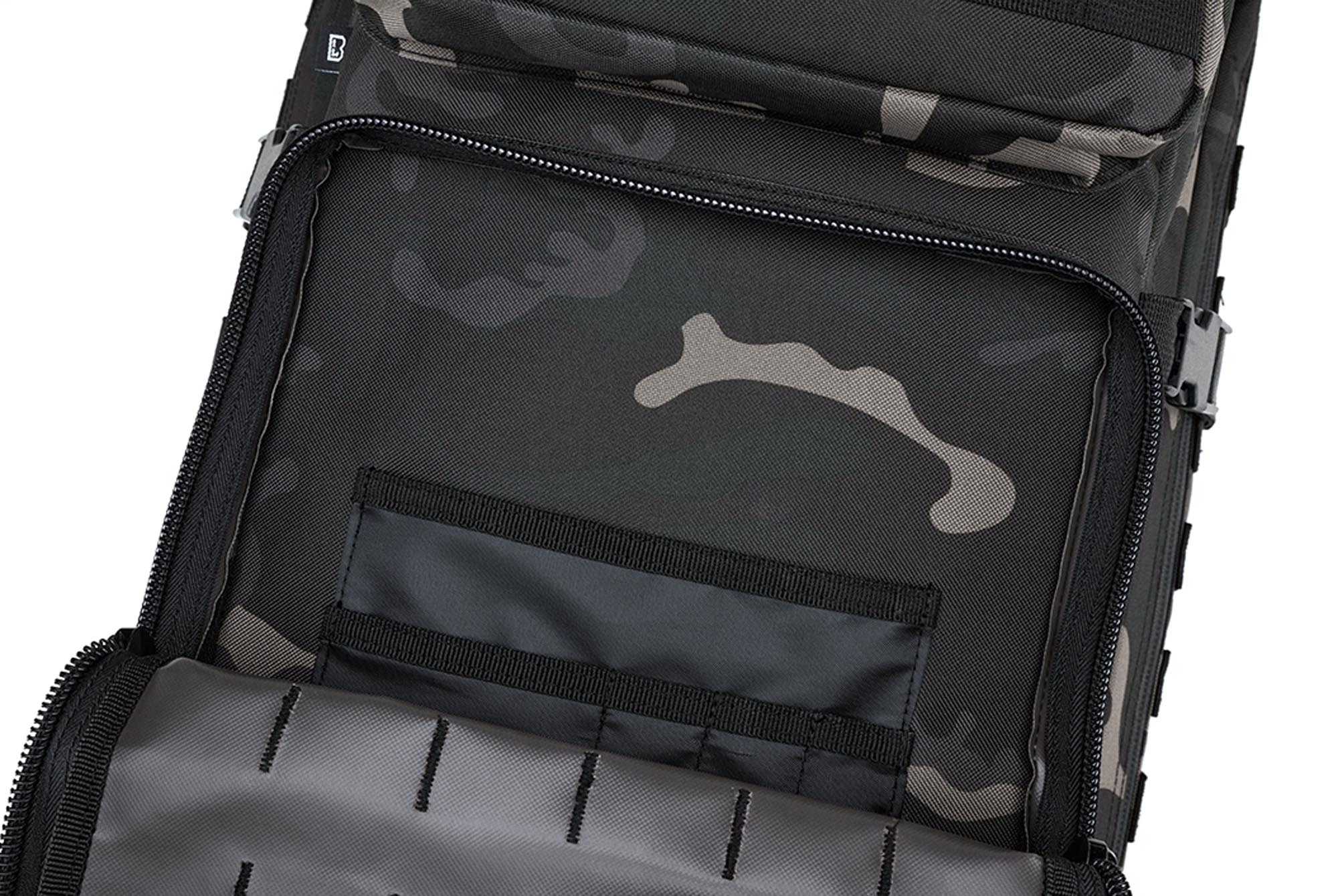 Brandit US Cooper XL バックパック ダークカモフラージュ 図4