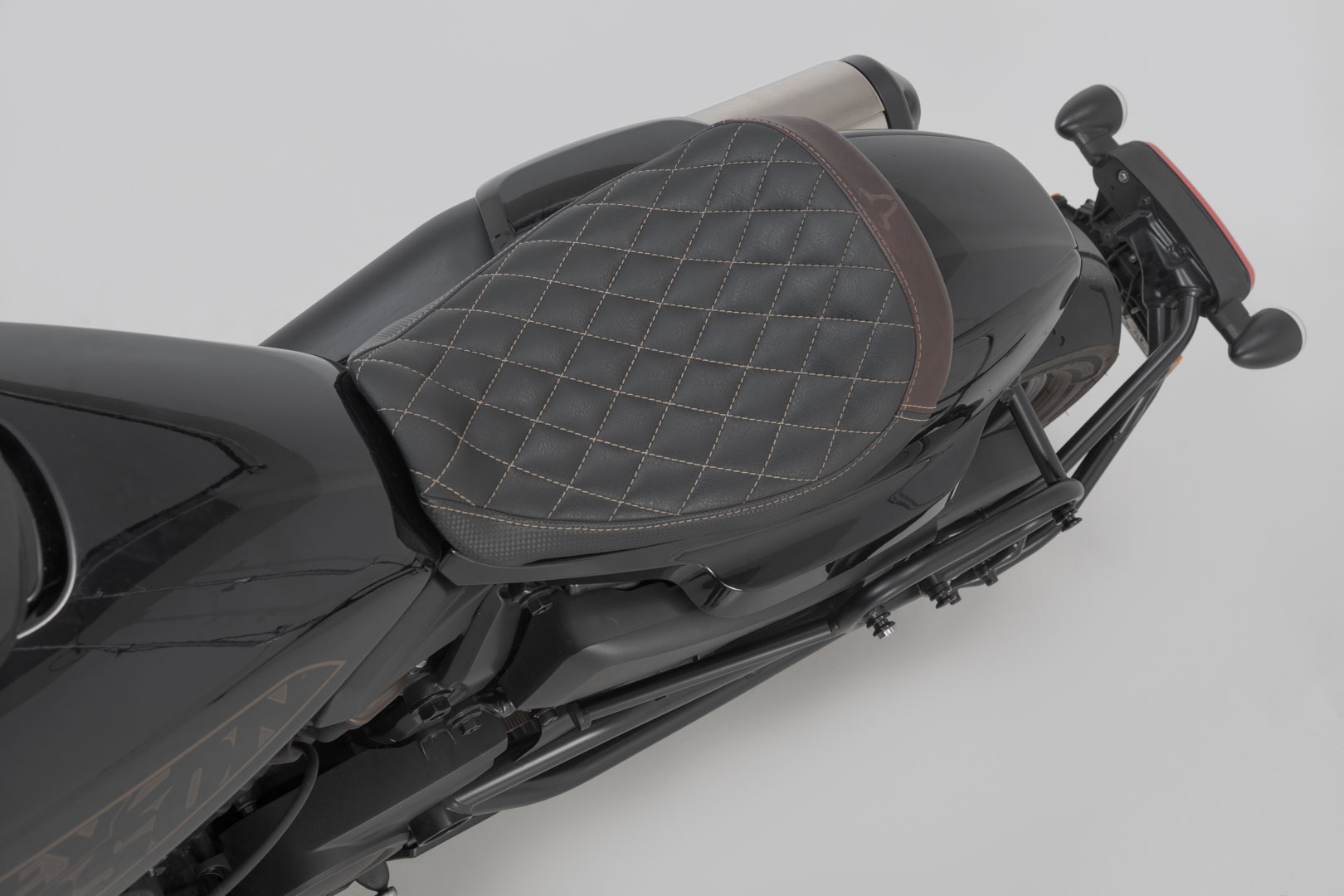 SW-Motech SLC carrier lateral stânga - Harley-Davidson Sportster S (21-). Figura 5