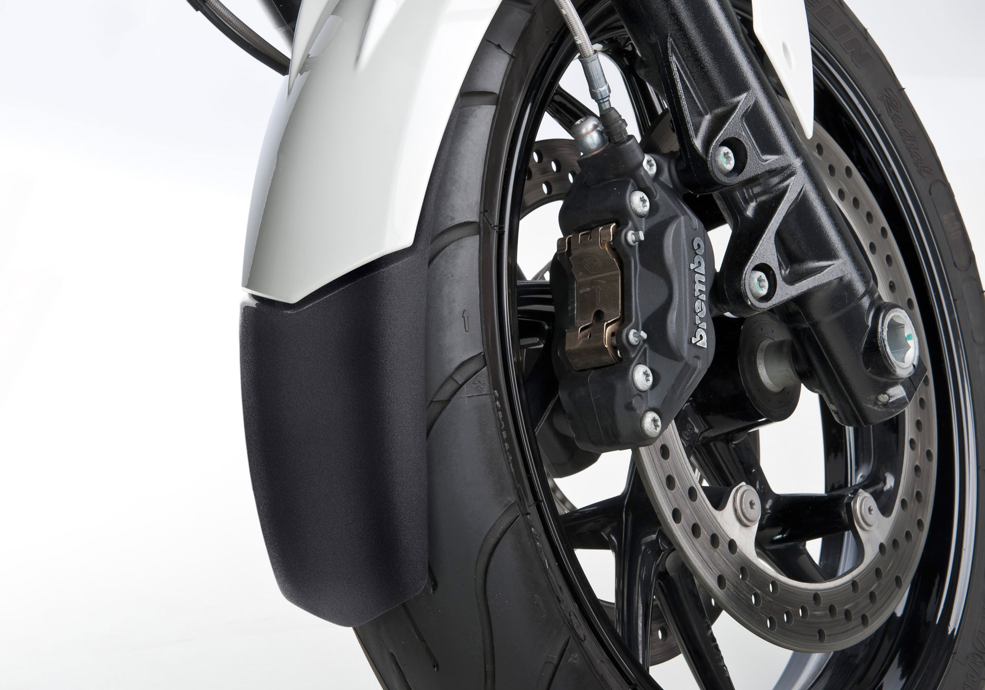 BODYSTYLE front fender forlængelse ABS plast mat sort Figur 1