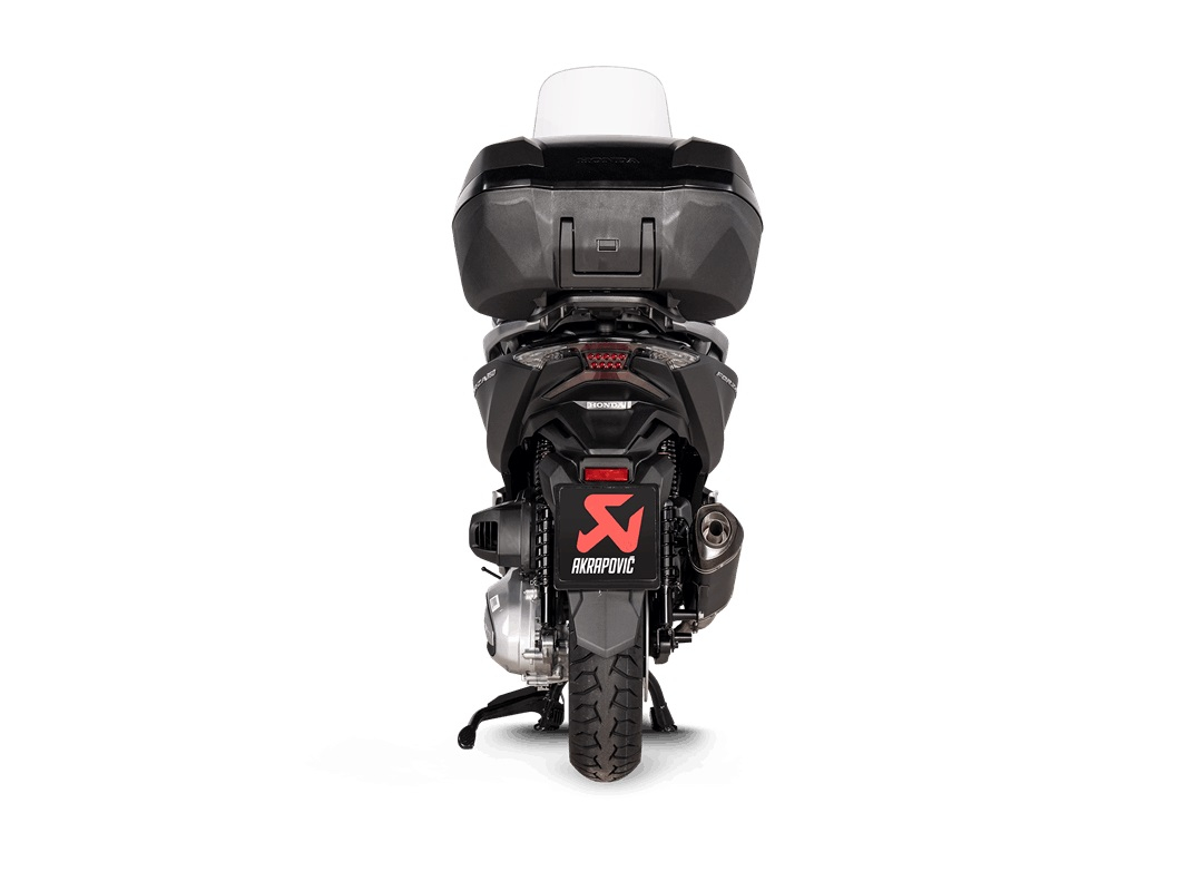 Akrapovic Slip-On Line Amortizor spate din titan Figura 4