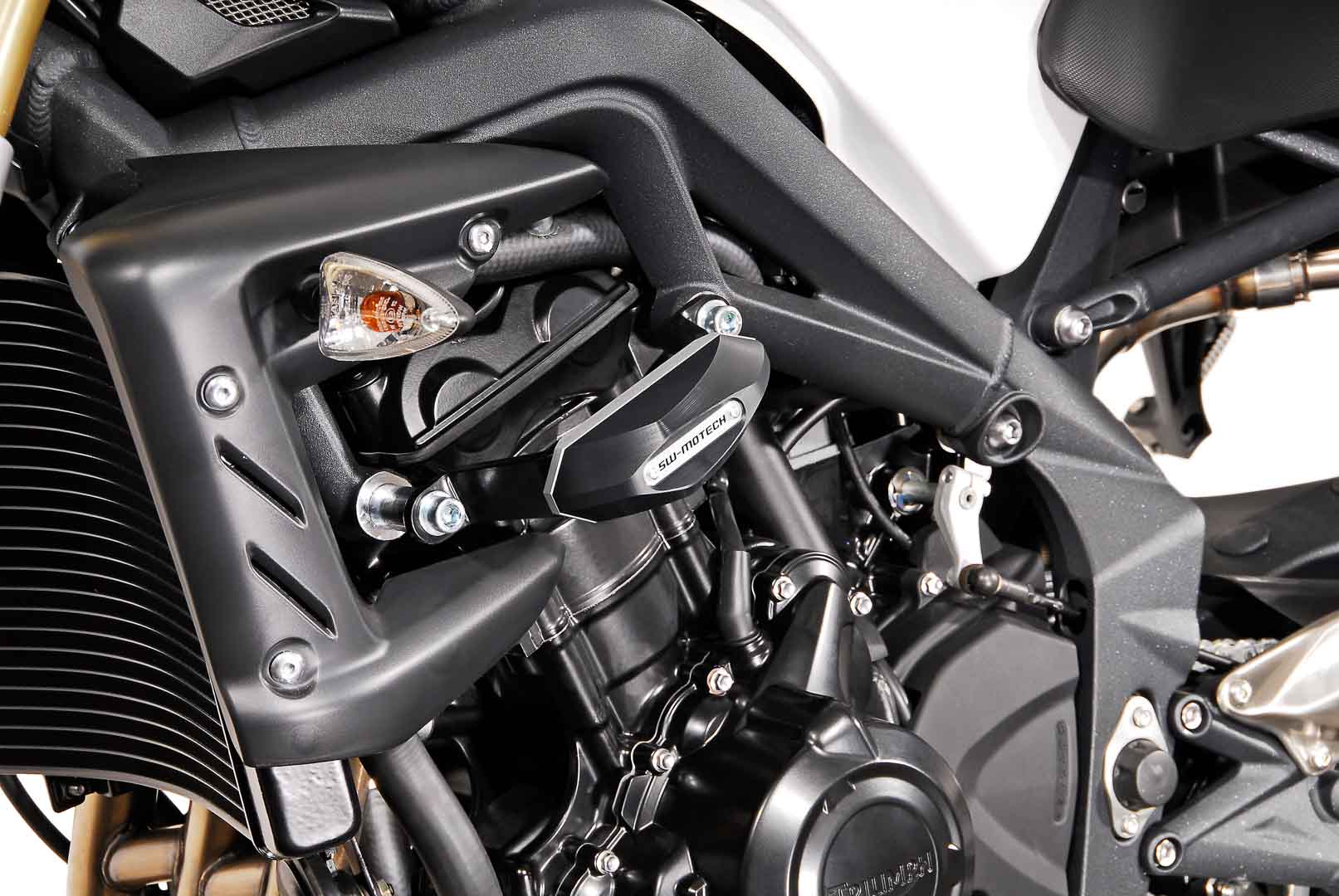 SW-Motech Frame skjutreglage kit - Svart. Triumph Street Trippel 675 (07-12). Figur 2