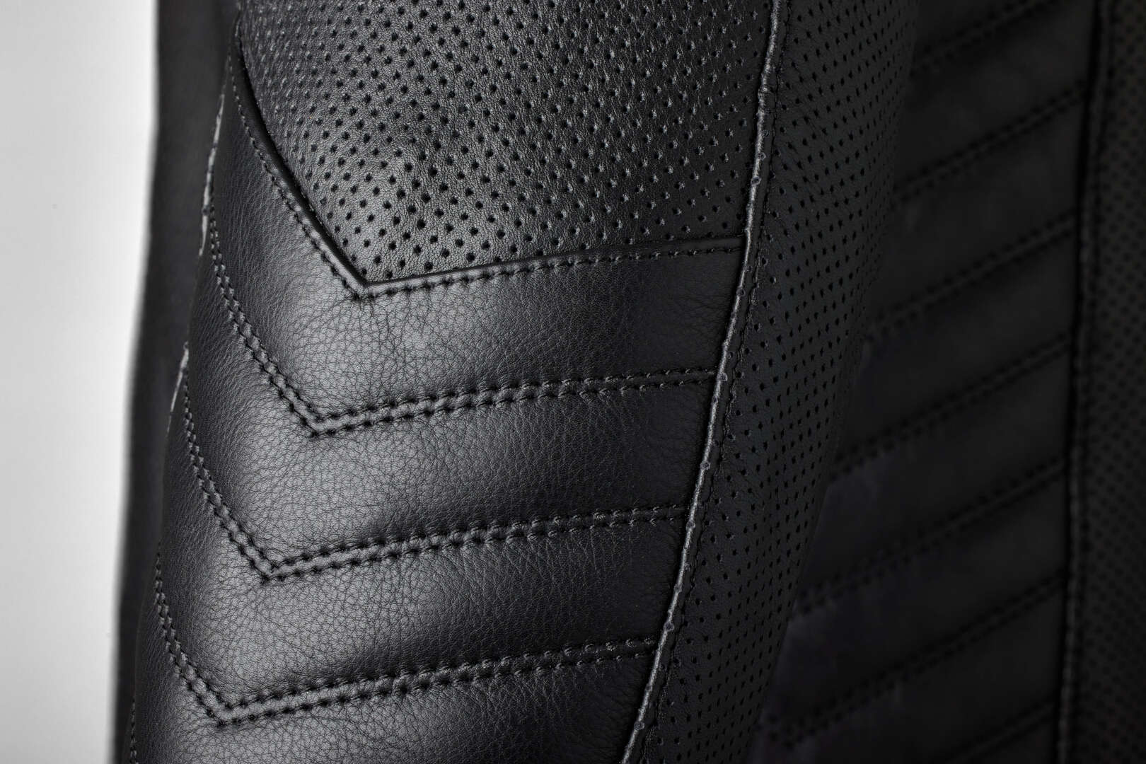 RST Roadster Air Jachetă perforată din piele de motocicletă negru S Figura 4
