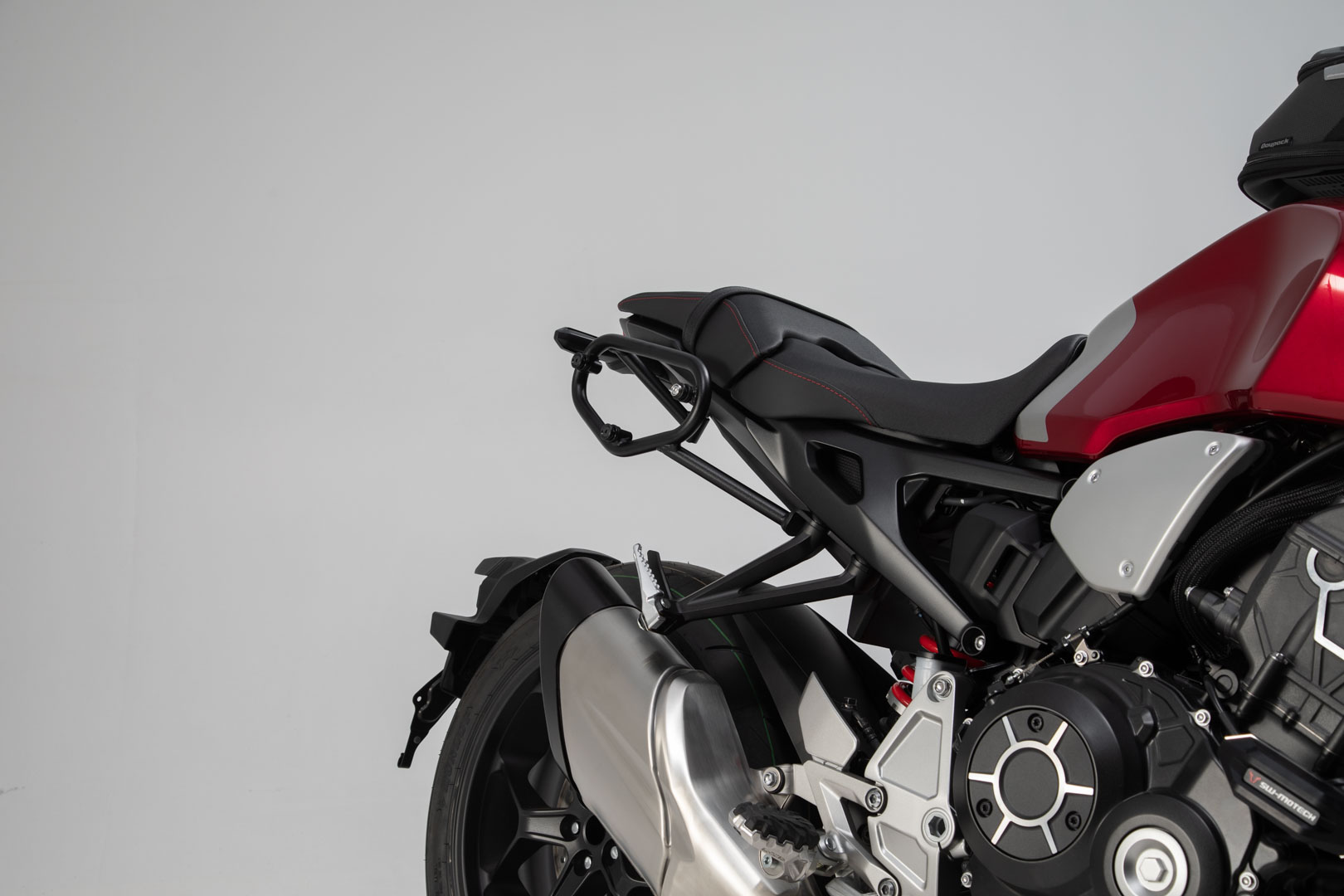 SW-Motech SysBag WP S/S - Honda CB1000R (18-20). Figura 3