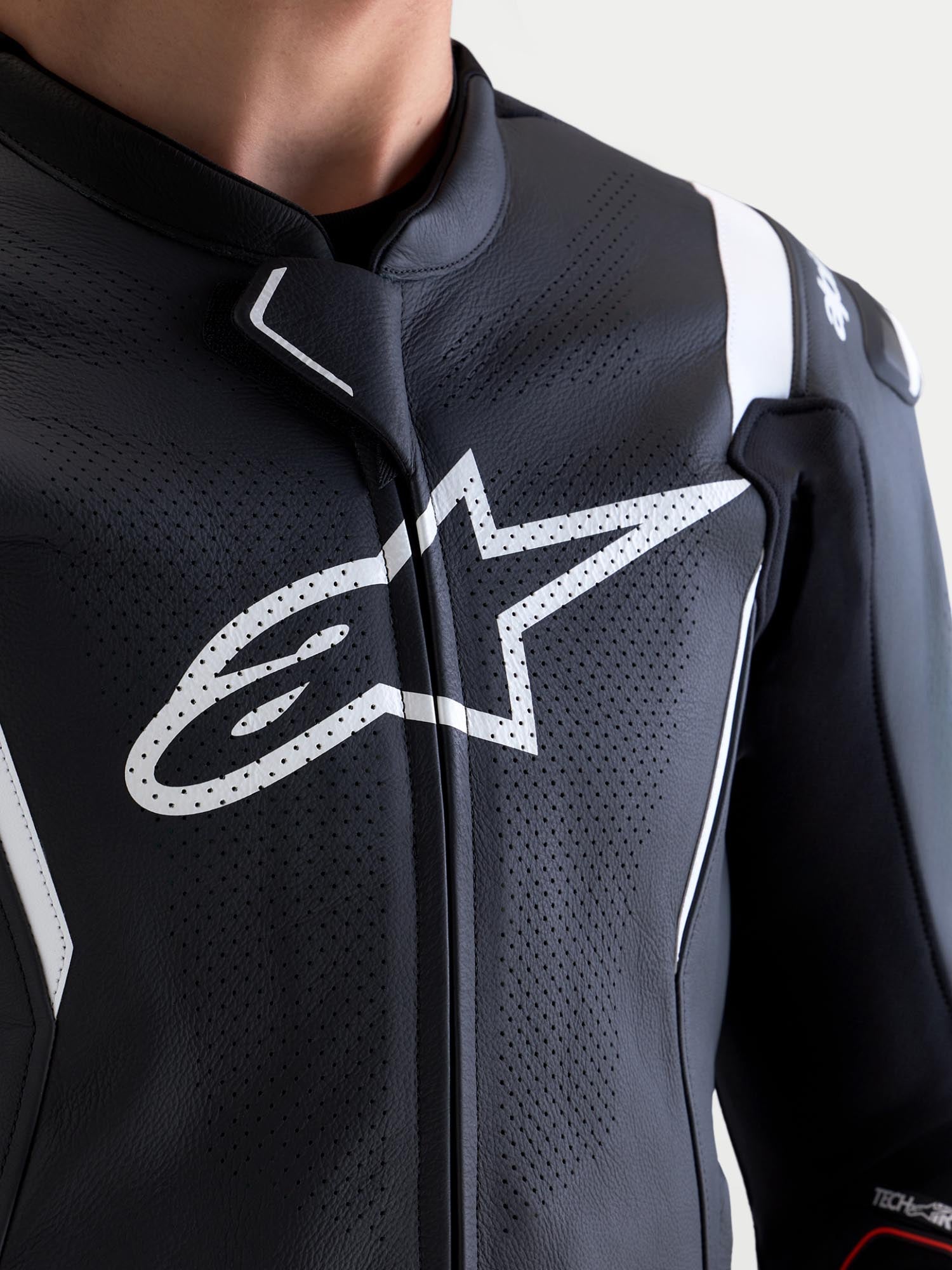 Alpinestars Missile V3 Two Piece Motorcycle Leather Suit black/white 56 Figure 11