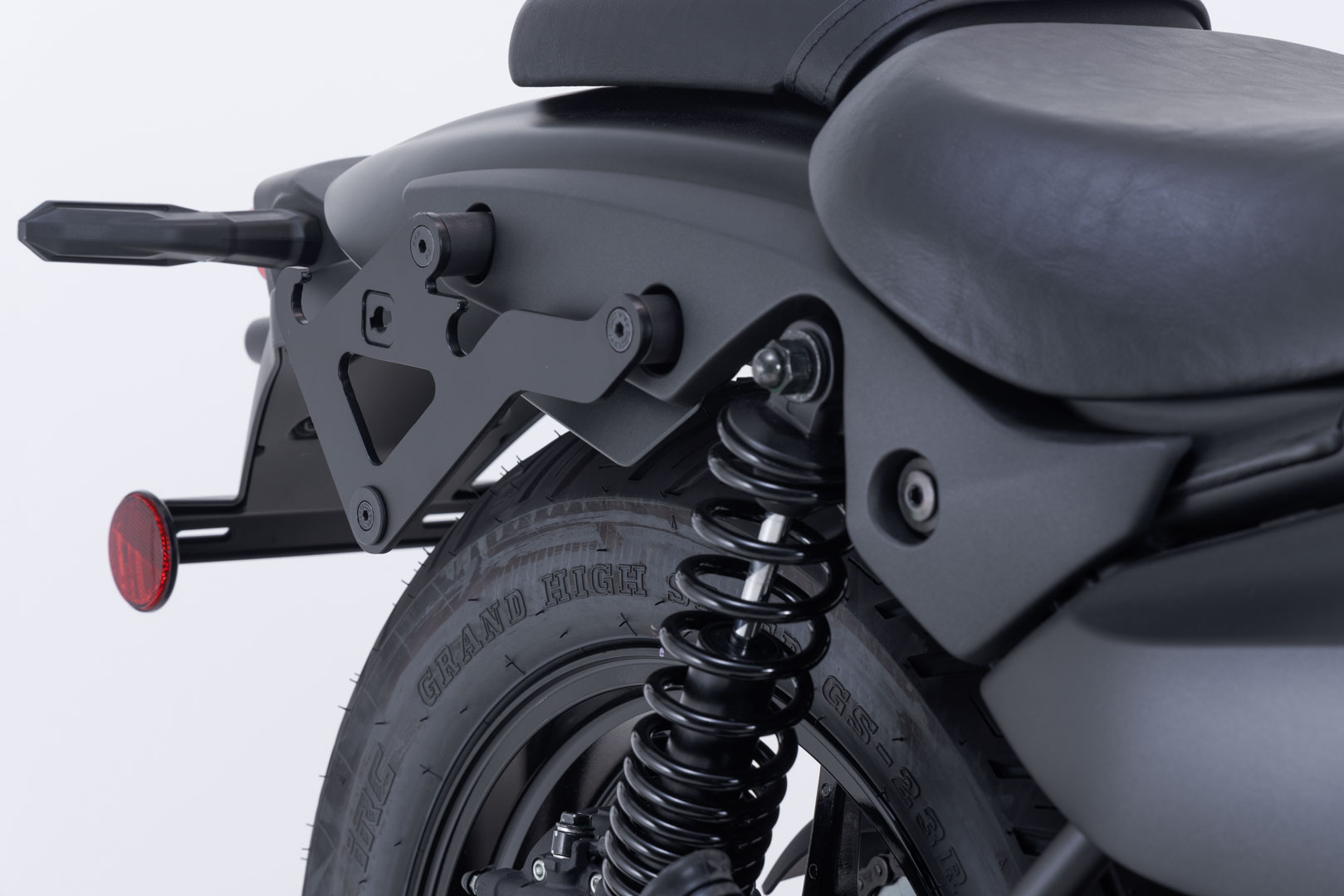 Sistem de genți laterali SW-Motech Legend Gear LH1/LH1 - 2x 19.5 l. Kawasaki Eliminator 500 (23-). Figura 4