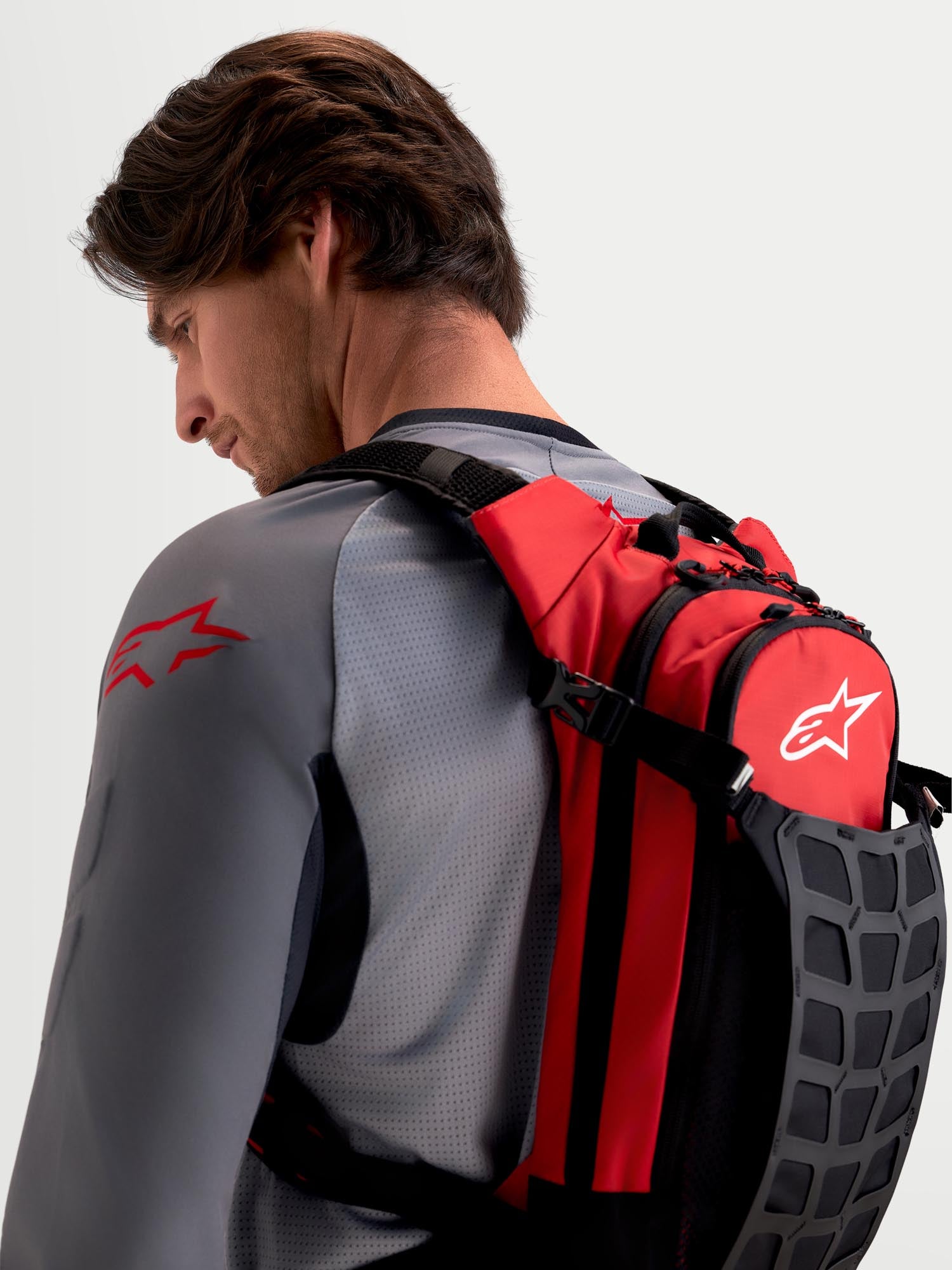 Alpinestars AT-9 Motorradrucksack schwarz/rot Abbildung 4