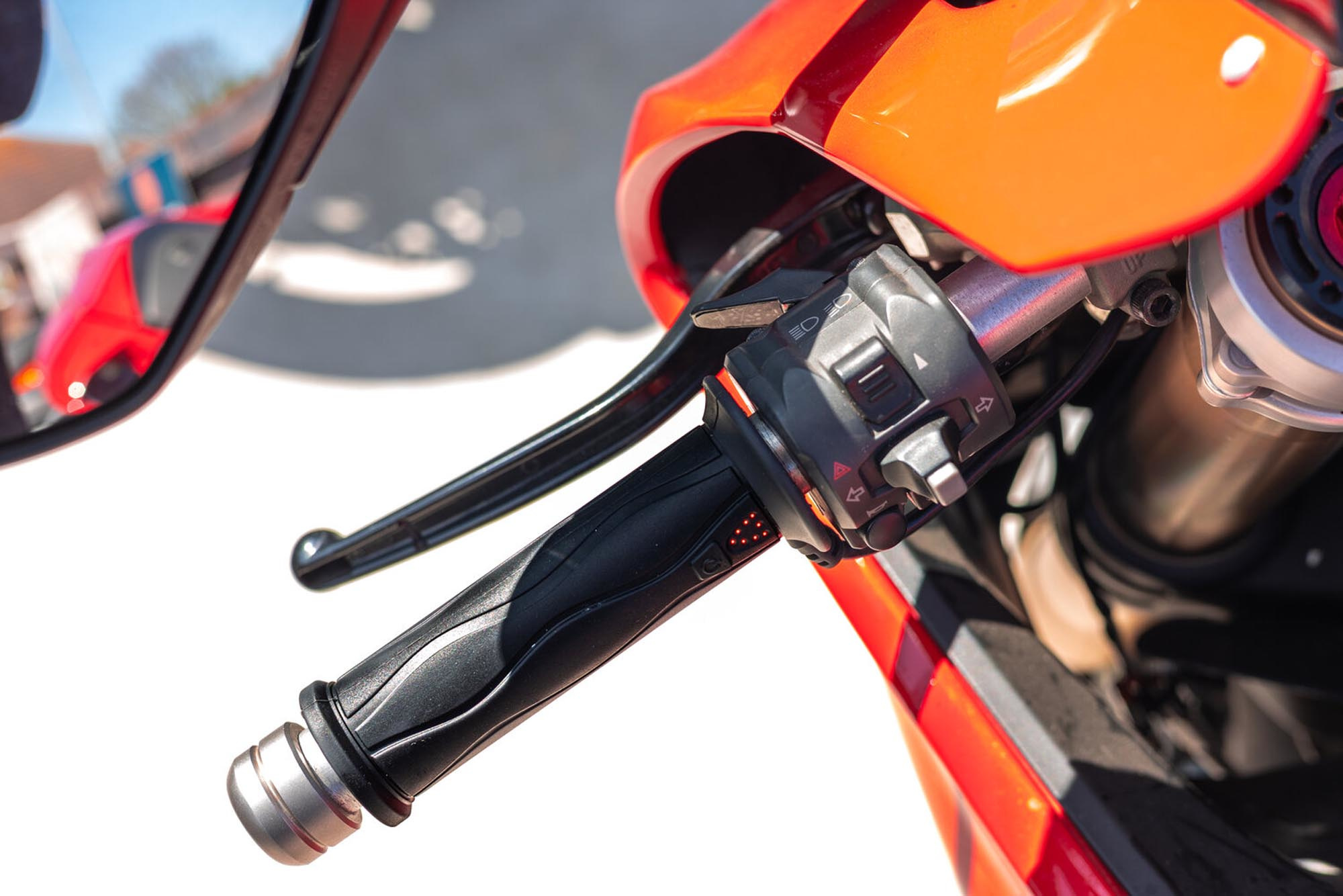 Riderr Heated Grips Figure 4