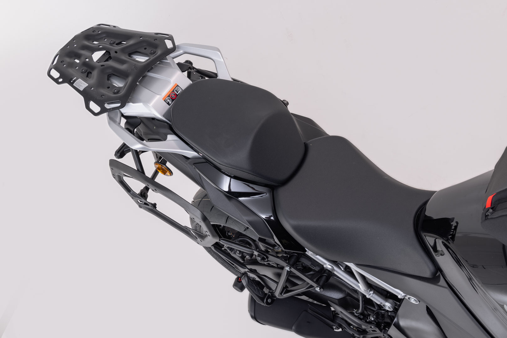 Setul de aventură SW-Motech TRAX ADV - Argint. Suzuki GSX-S1000GX (23-). Figura 4
