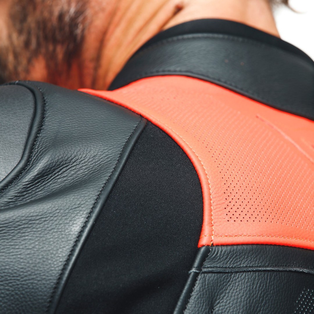 Dainese Racing 4 Perforated Motorcycle Leather Jacket black/red 54 Figure 3
