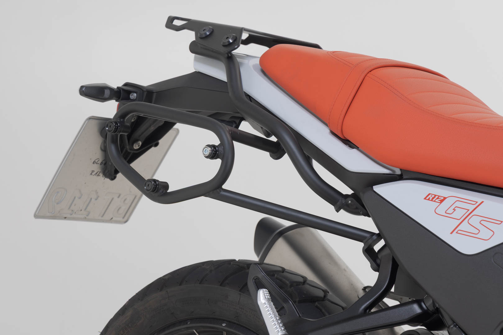 SW-Motech SysBag WP M/M system - BMW R12 G/S (25-). Figur 4