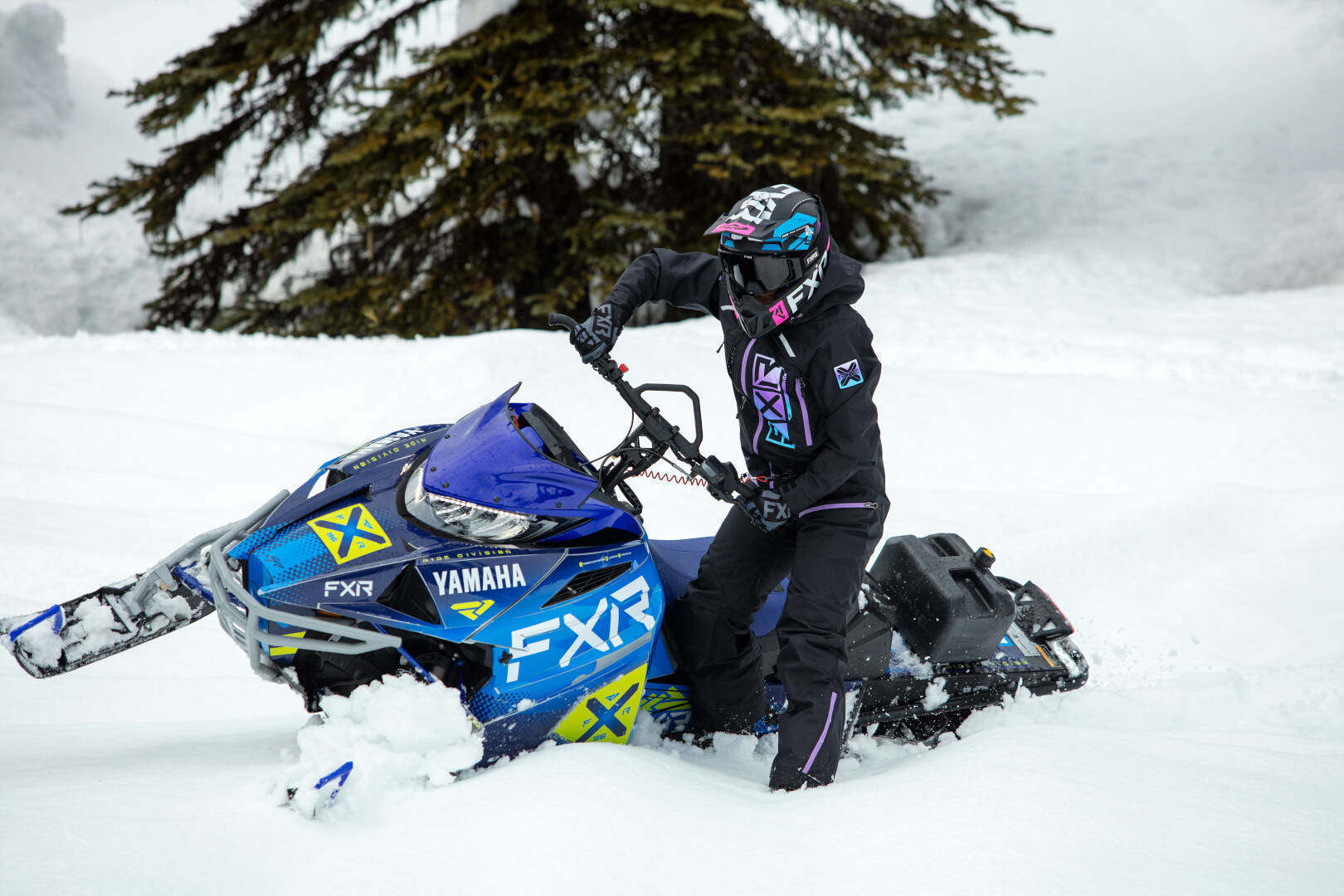 FXR Recruit Lite 2023 Ladies One Piece Snowmobile Suit nero/viola 4 Figura 3