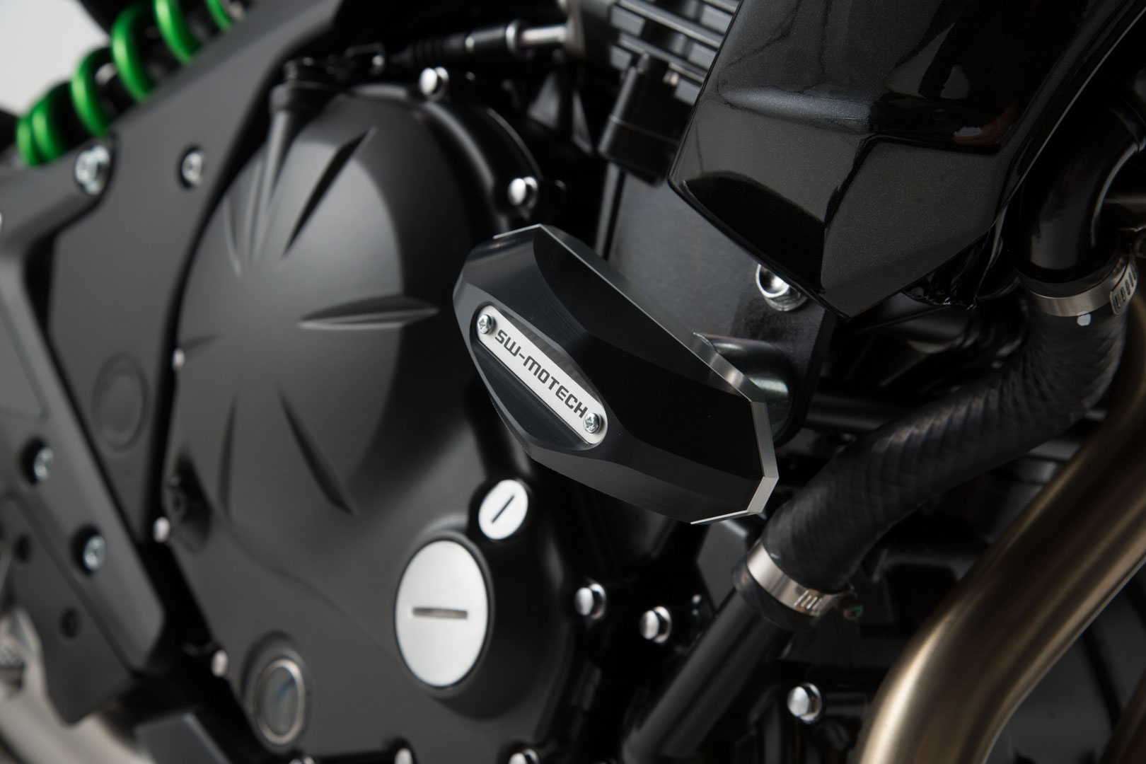Kit SW-Motech Frame slider - Negru. Kawasaki ER-6n (11-17). Figura 2