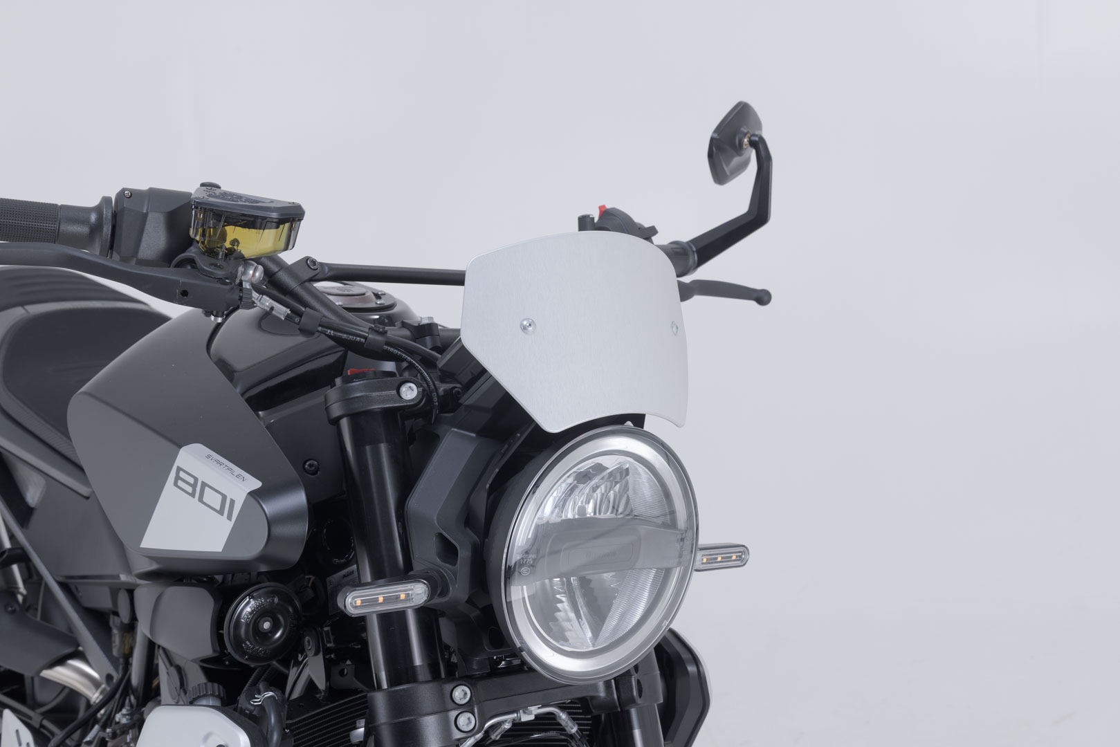 Parbrizul SW-Motech - Gri. Husqvarna Svartpilen 801 (24-). Figura 1