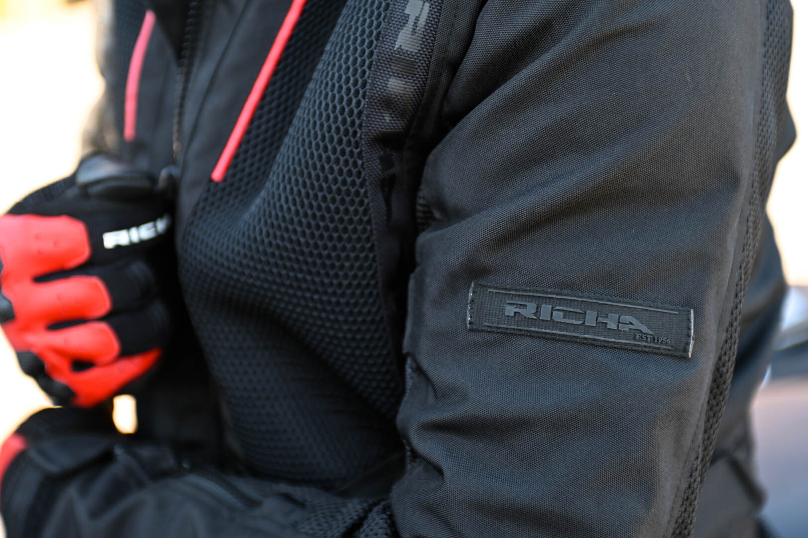 Richa Monaco Mesh WP waterproof Motorcycle Textile Jacket black/red XL Figure 7