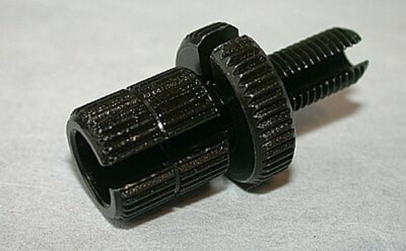 Dominobrickor M8 x 1 mm kabelsträckare Figur 2
