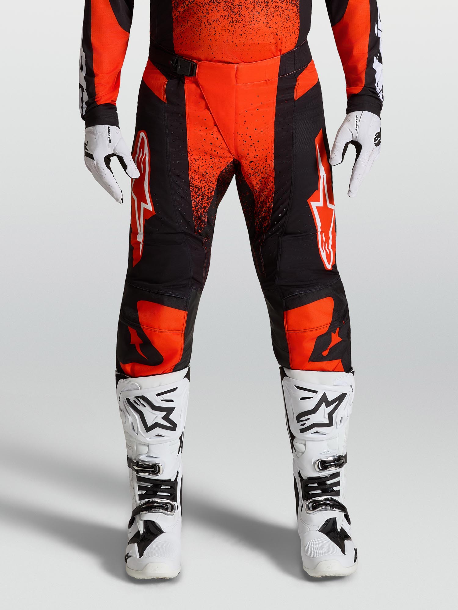 Side view of Alpinestars Techstar Swan Motocross Pants