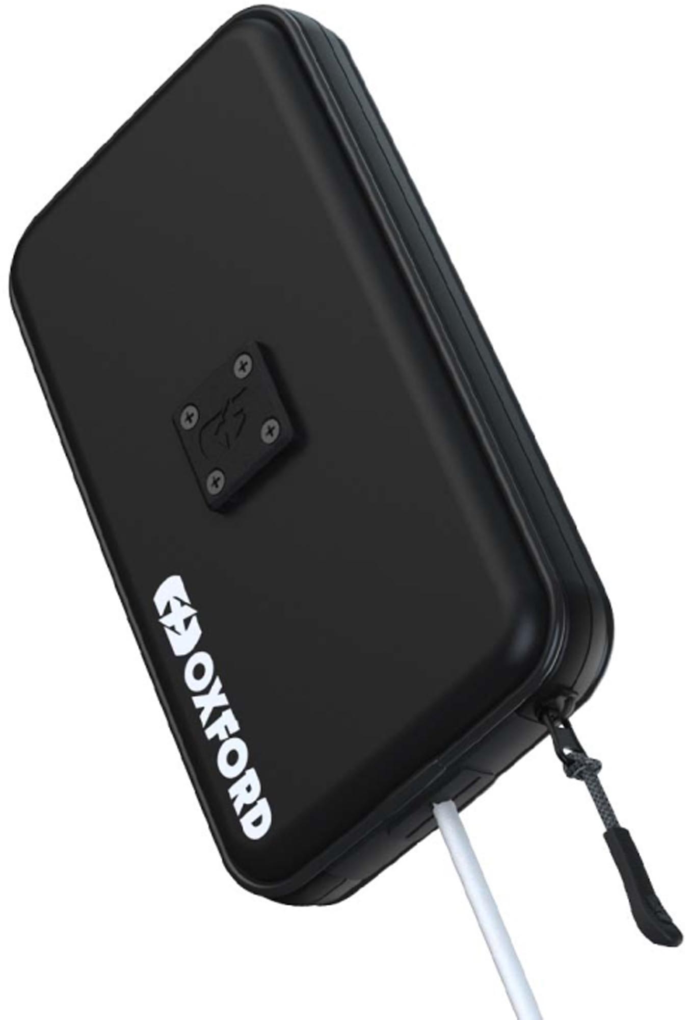 Side view of Oxford CLIQR Universal Phone Case