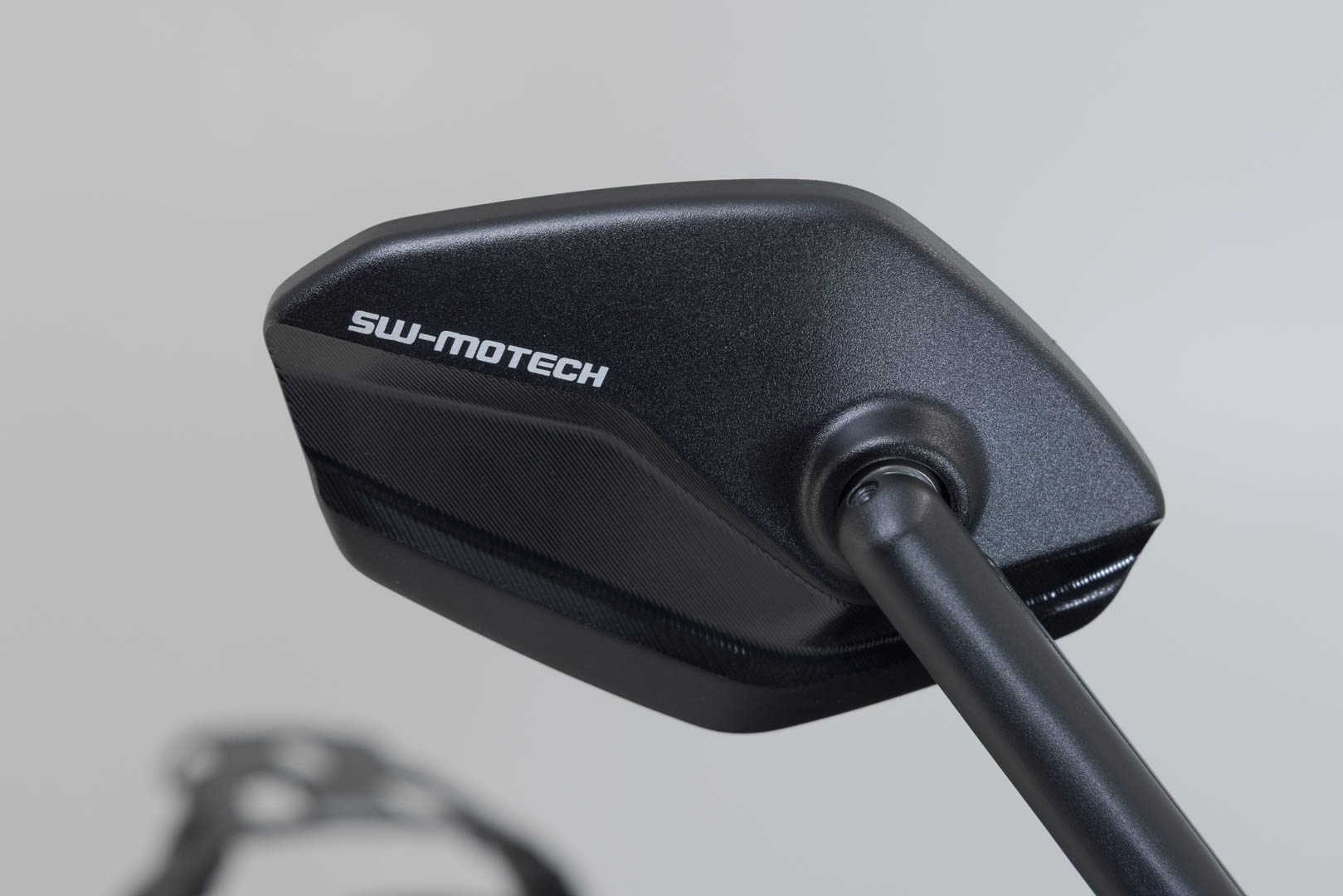 SW-Motech Mirror Set Sport - Scurt. Harley-Davidson Road Glide (24-). Figura 3