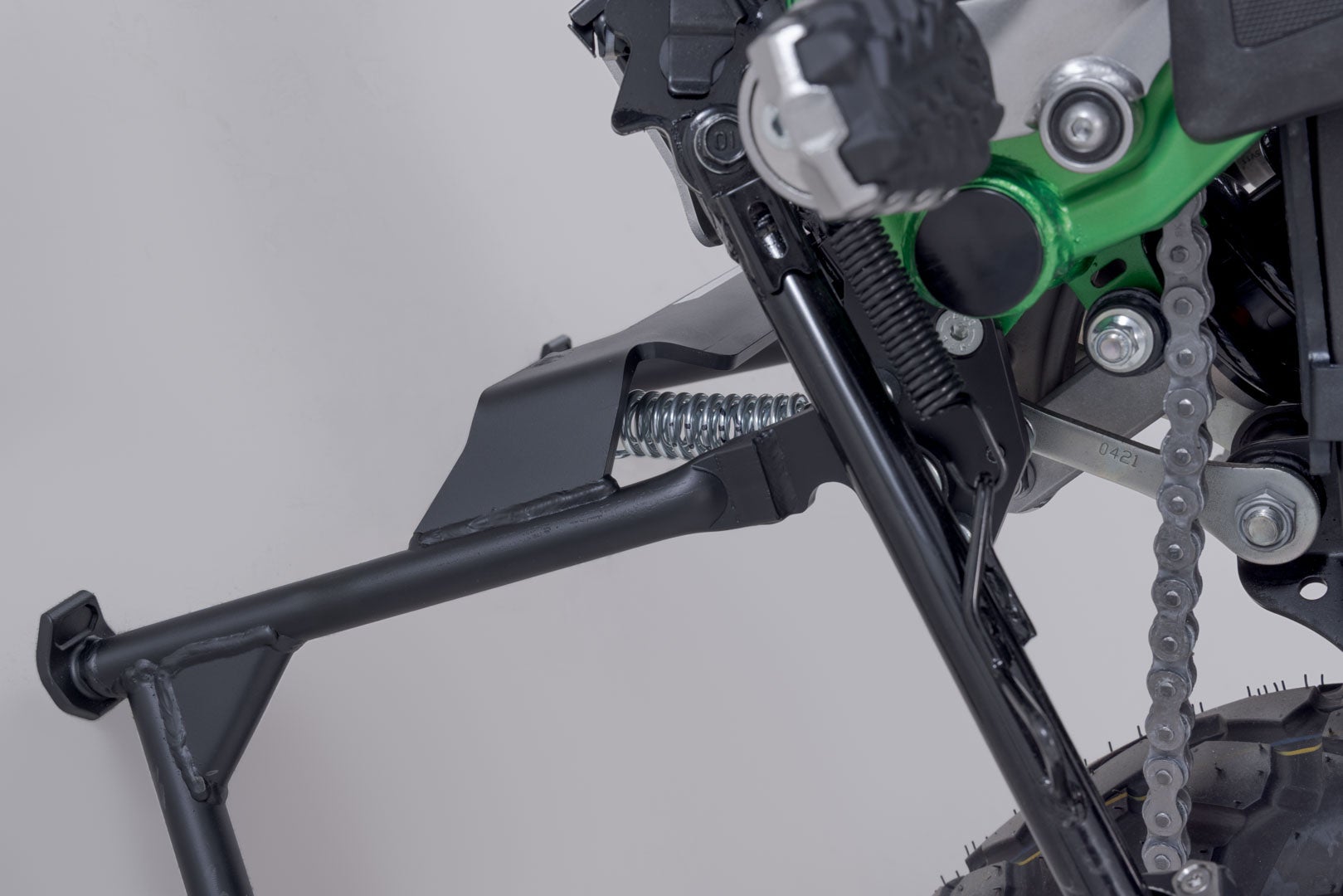 SW-Motech Centerstand - Black. Kawasaki KLE500 / KLE500 SE (26-). Figure 4
