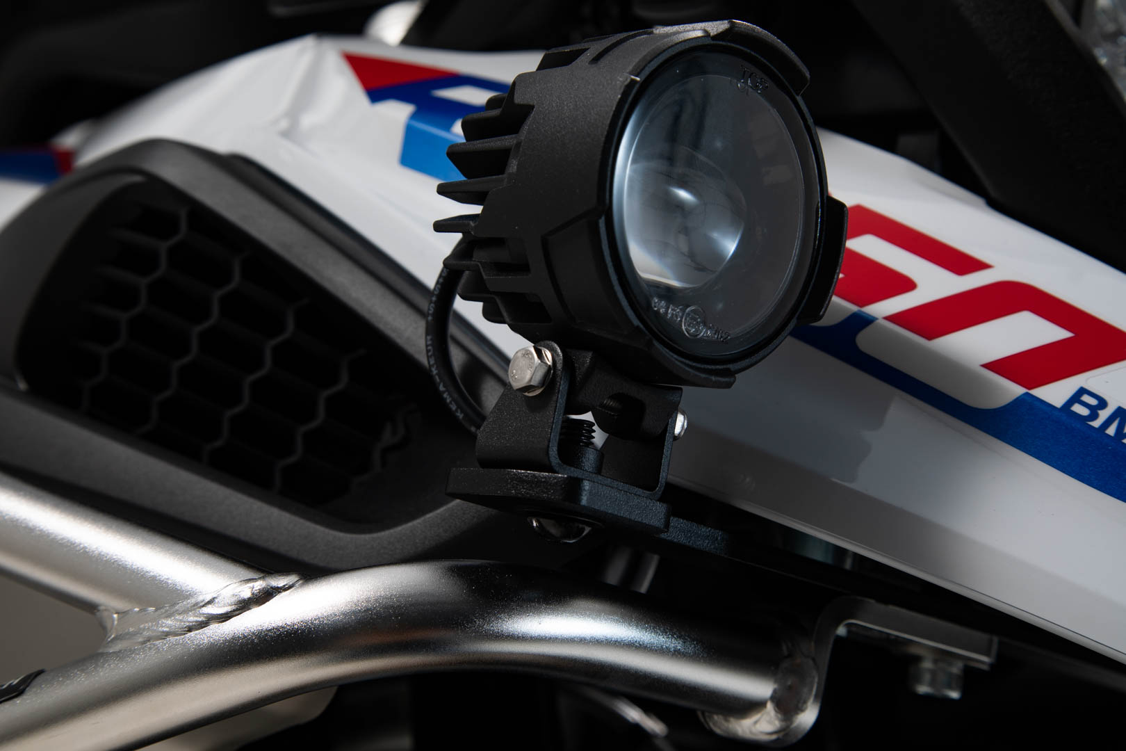 Suporturi pentru lumini SW-Motech - Negru. BMW R 1200 GS (12-18), R 1250 GS (18-). Figura 1