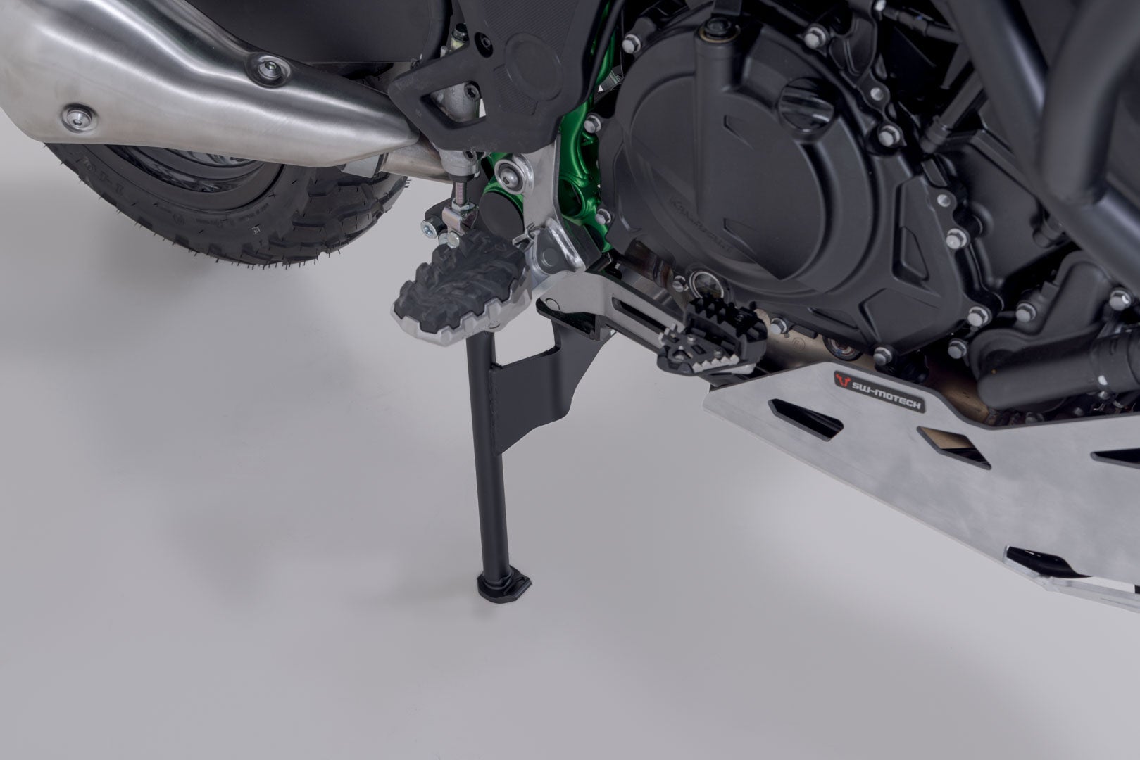 SW-Motech Centerstand - Black. Kawasaki KLE500 / KLE500 SE (26-). Figure 3