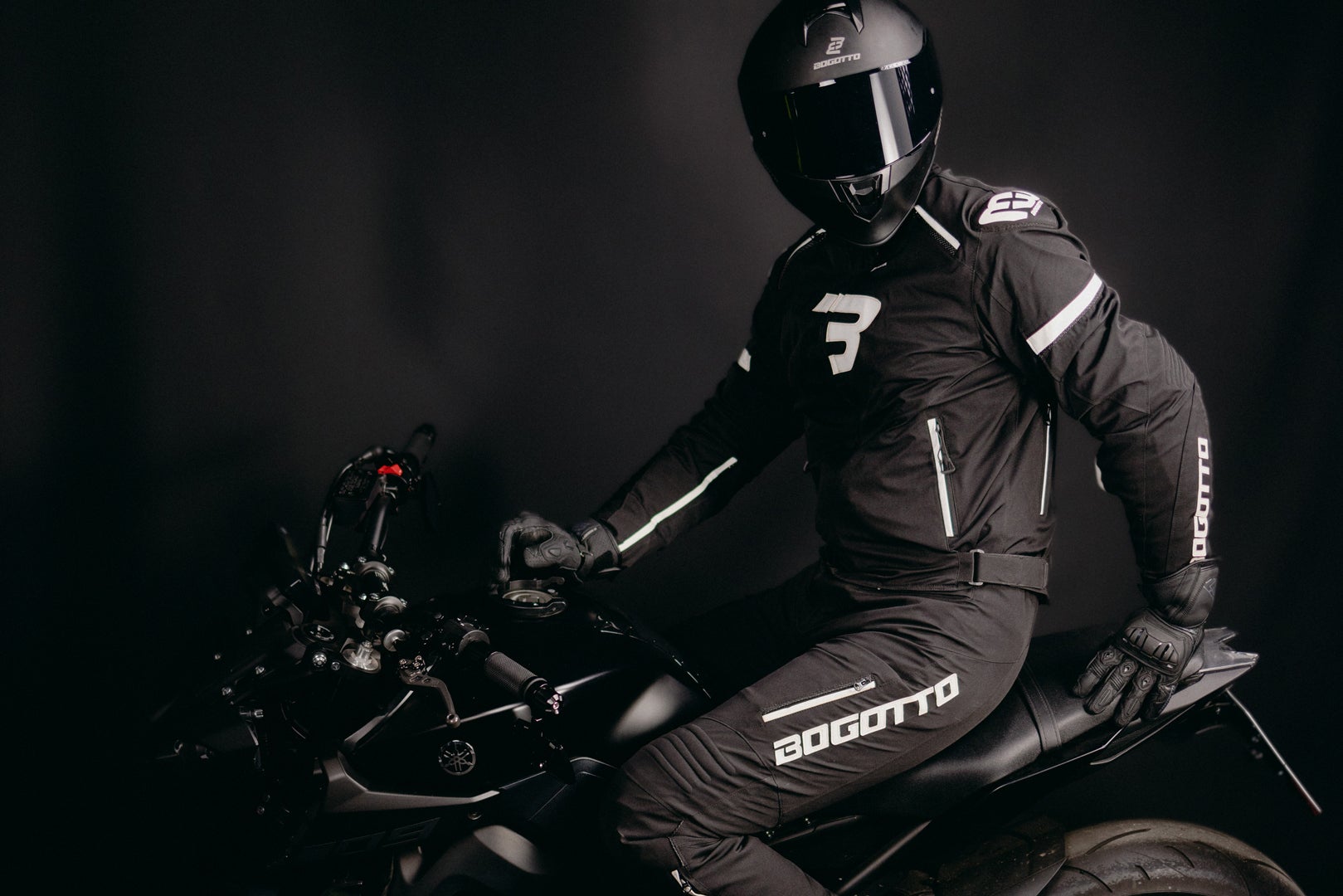 Bogotto Sparrow Waterproof Motorcycle Textile Jacket black/white XL Figure 3
