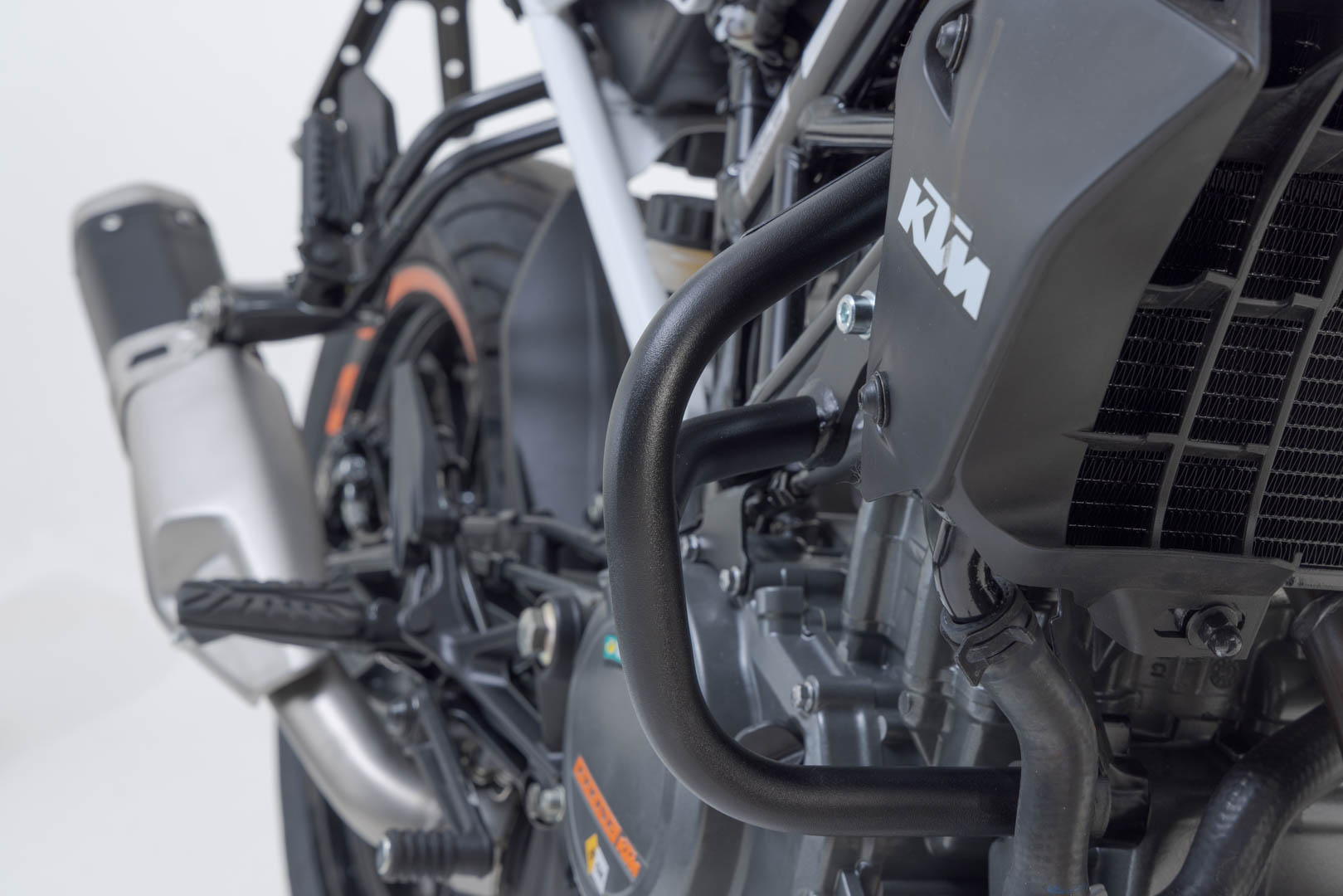 SW-Motech Crash bar - Negru. KTM 390 Duke (13-23). Figura 2