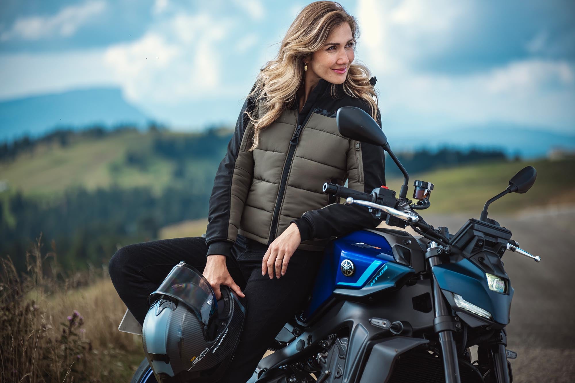 Ixon Aspen waterproof Ladies Motorcycle Textile Jacket black/green XL Figure 15