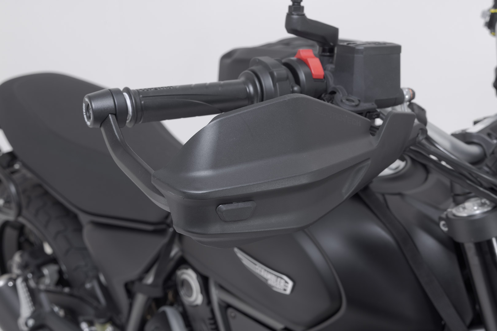 Kit de protecție SW-Motech Adventure - Negru. Ducati Scrambler (14-). Figura 4
