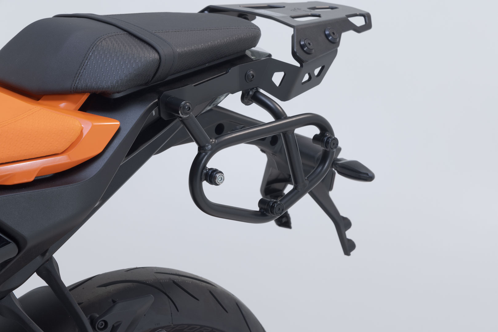 SW-Motech SLC portavion pe partea stângă - KTM 125 / 250 / 390 Duke (23-). Figura 4