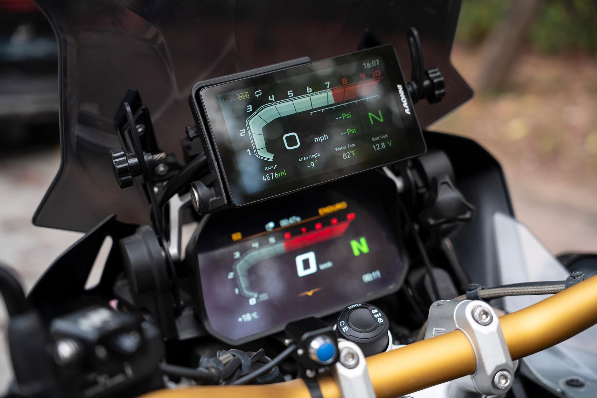 INNOVV N2 BMW Motorcykelmultimediasystem Figur 10