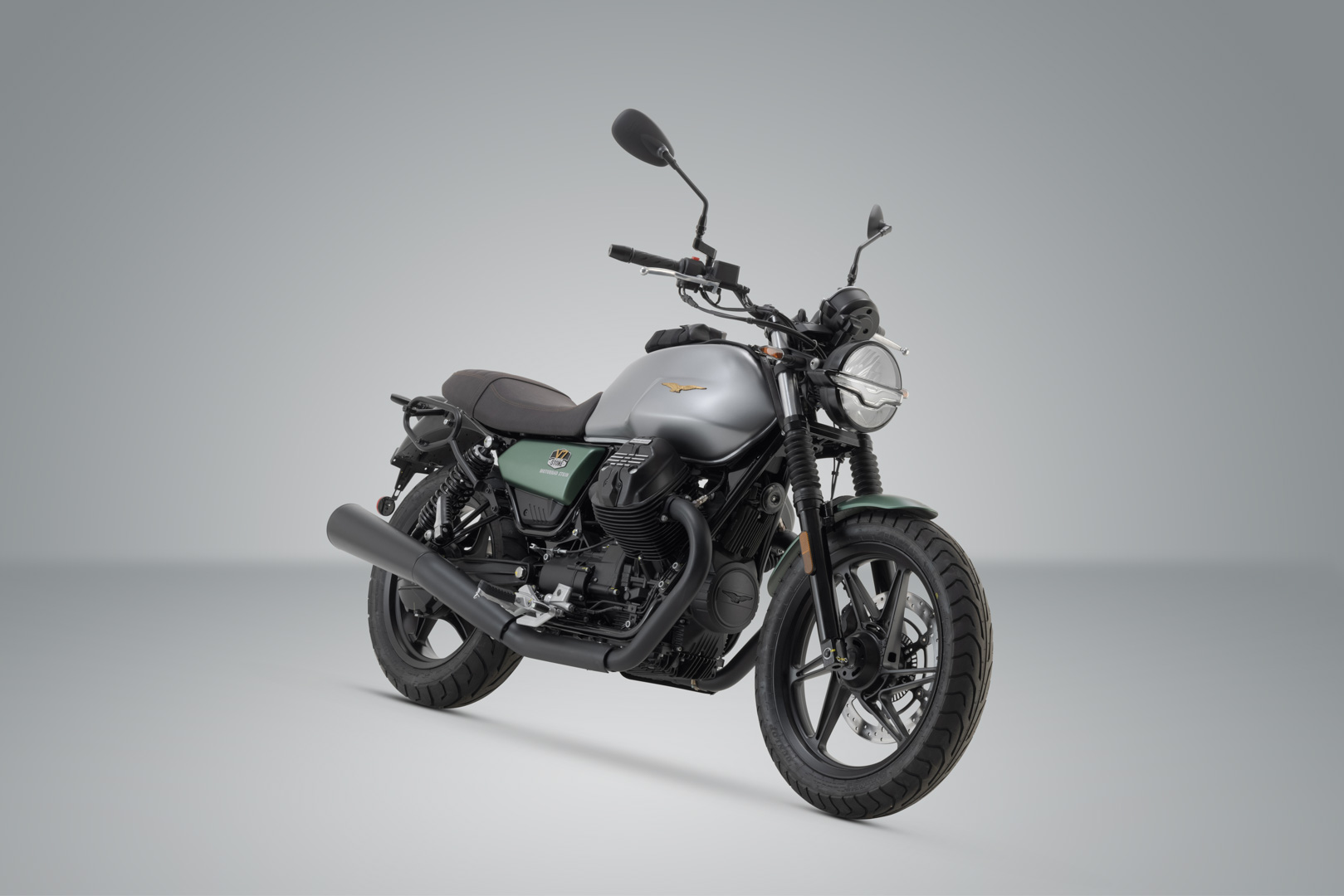 SW-Motech SLC lado esquerdo - modelos Moto Guzzi V7 (20-). Figura 2