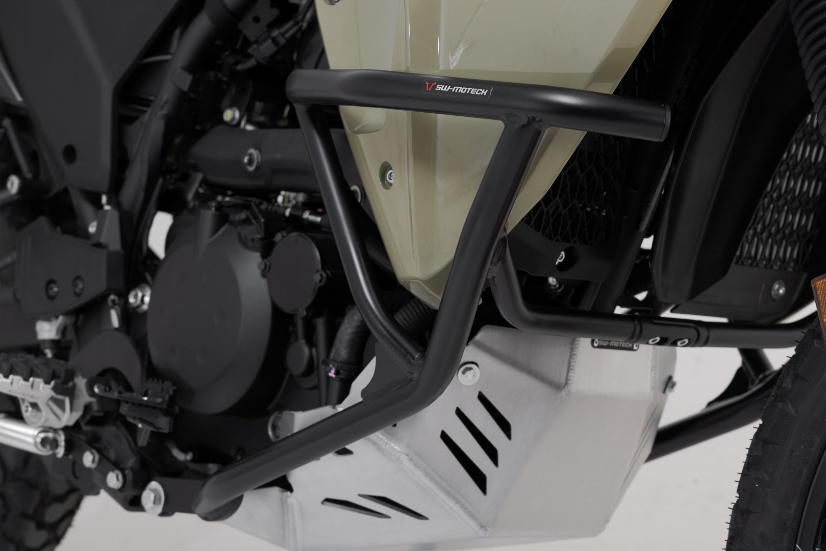 SW-Motech Negro. Kawasaki KLR 650 (22-). - Negro. Kawasaki KLR 650 (22-). Figura 2