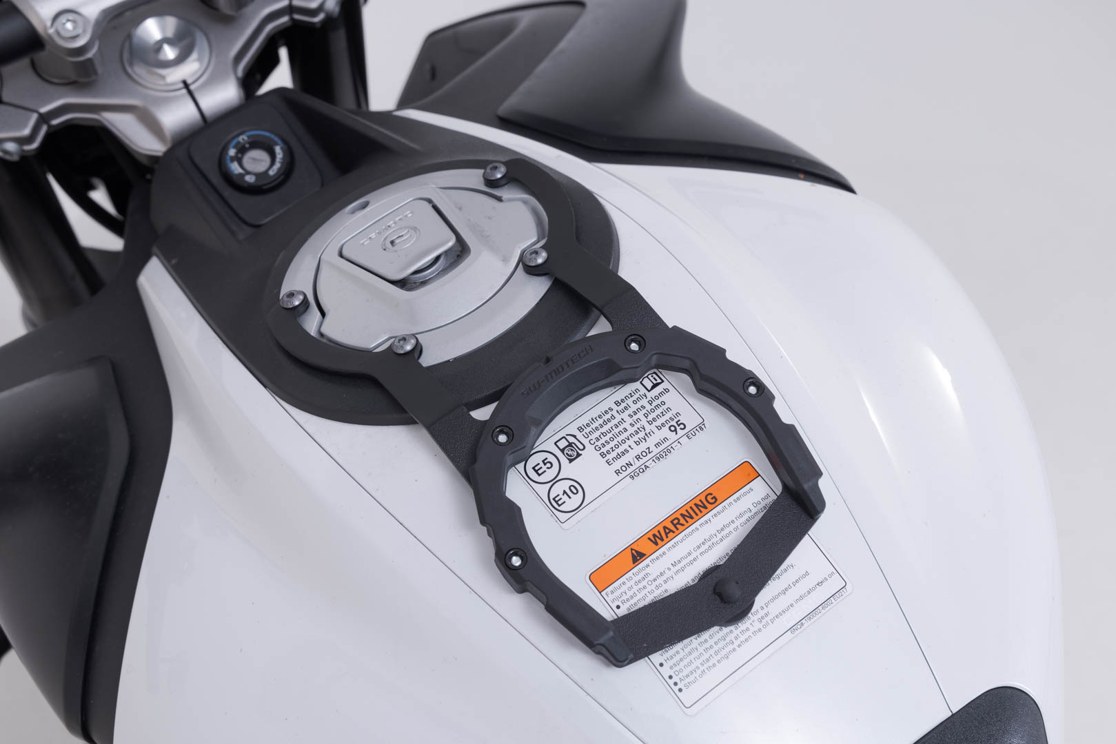 SW-Motech PRO stridsvagnsring - Svart. CFMoto 450NK / 450SR / 450SR S (23-). Figur 2