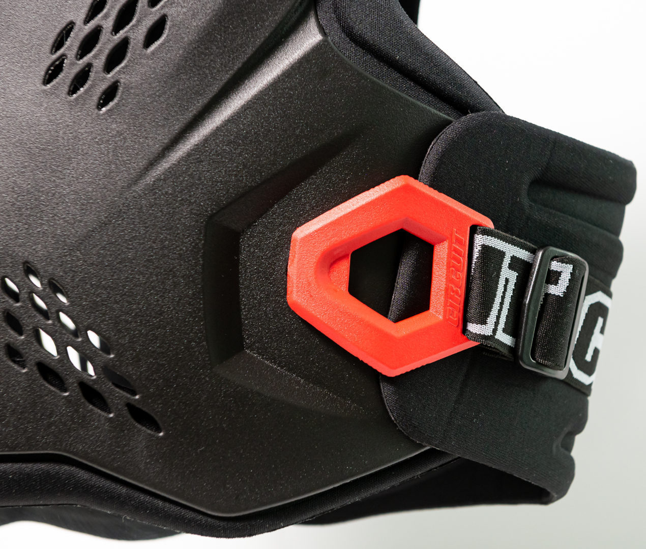 Circuit Equipment C84 Defender Off-Road Hrudní brnění černá Obrázek 18