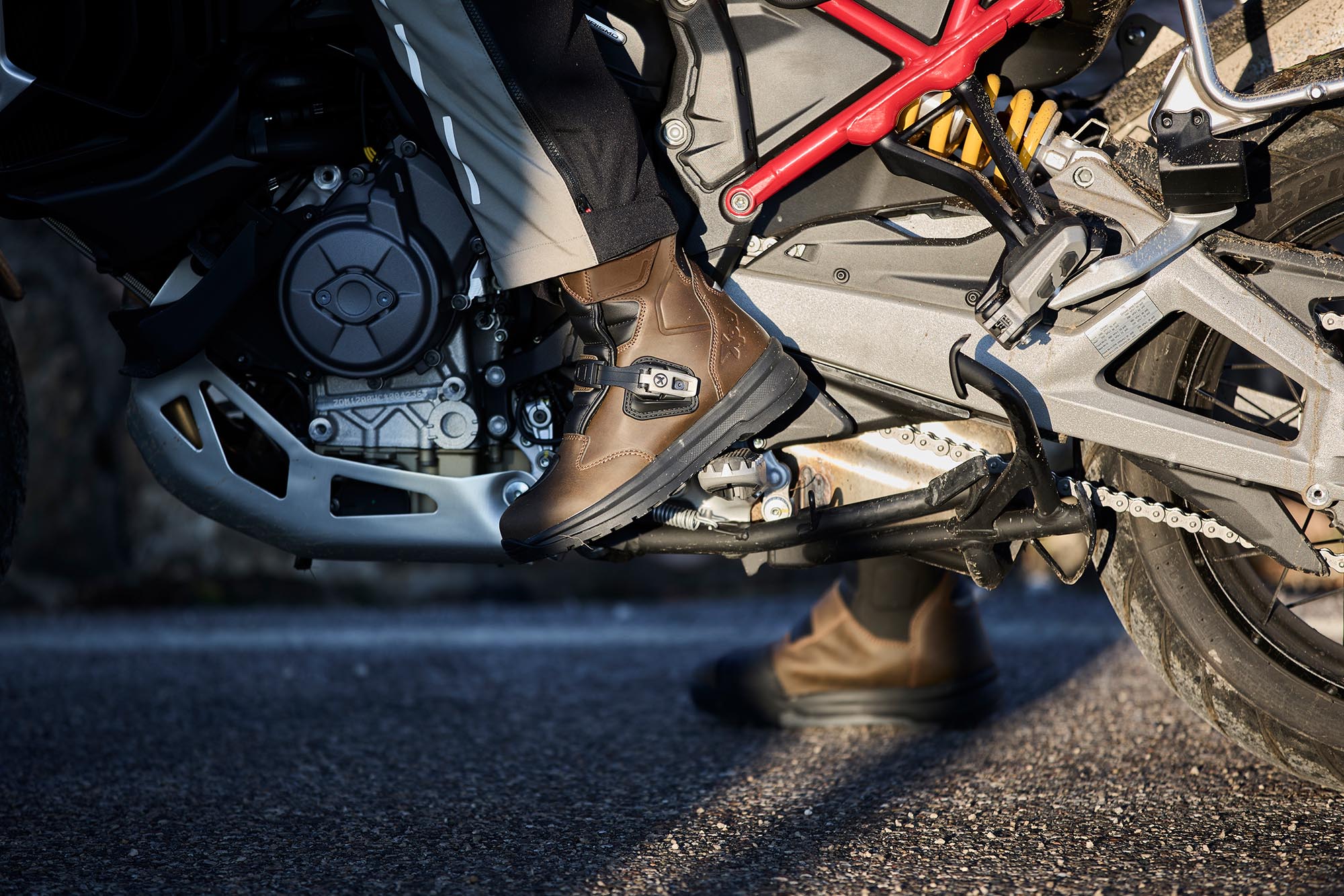 XPD X-ADV Tourmax H2Out waterproof Motorcycle Boots brown 49 Figure 10