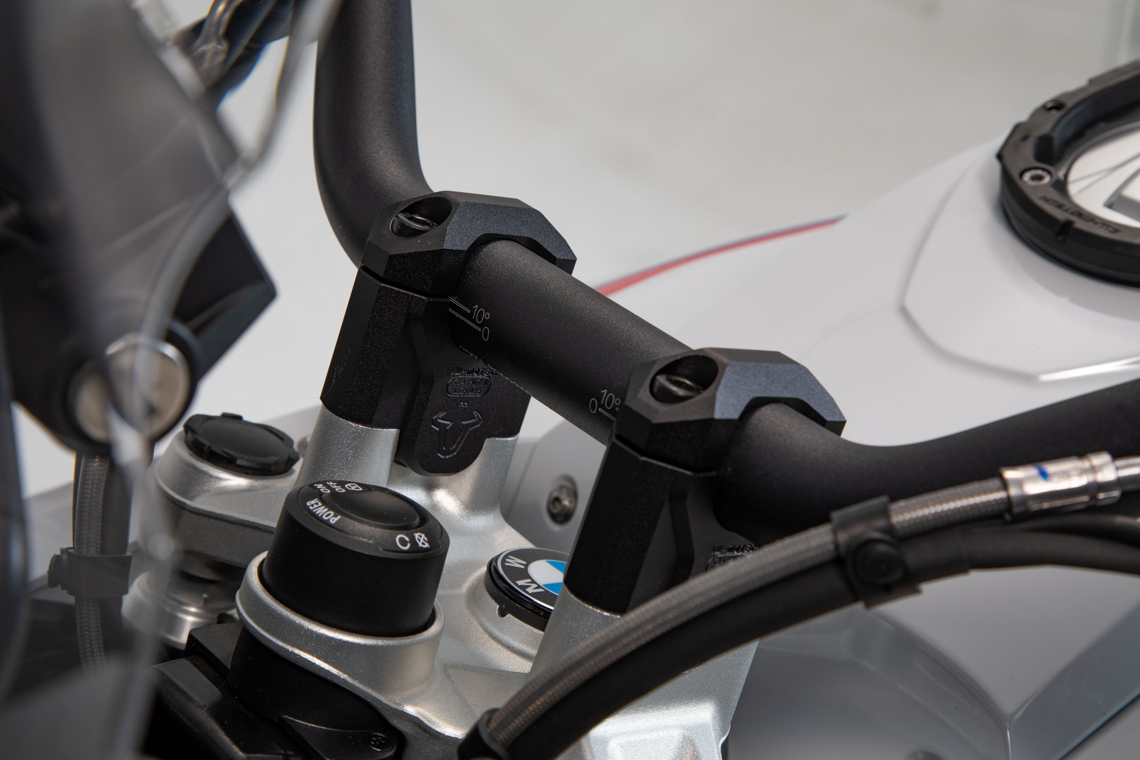 Ridicător de bară SW-Motech - H=40 mm. Negru. R1200GS (12-18), R1250GS (18-). Figura 5
