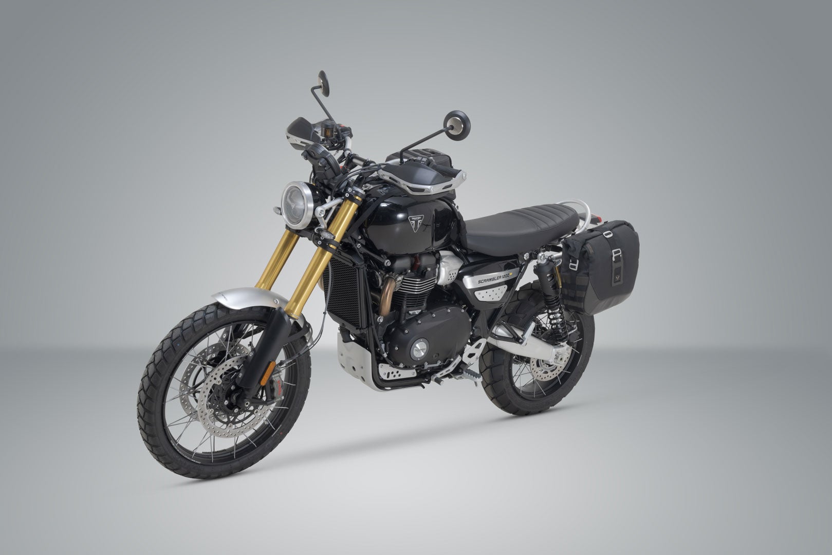 SW-Motech Legend Gear side bag system LC - Triumph Scrambler 1200 XC/XE (18-), X/XE (23-). Figure 2