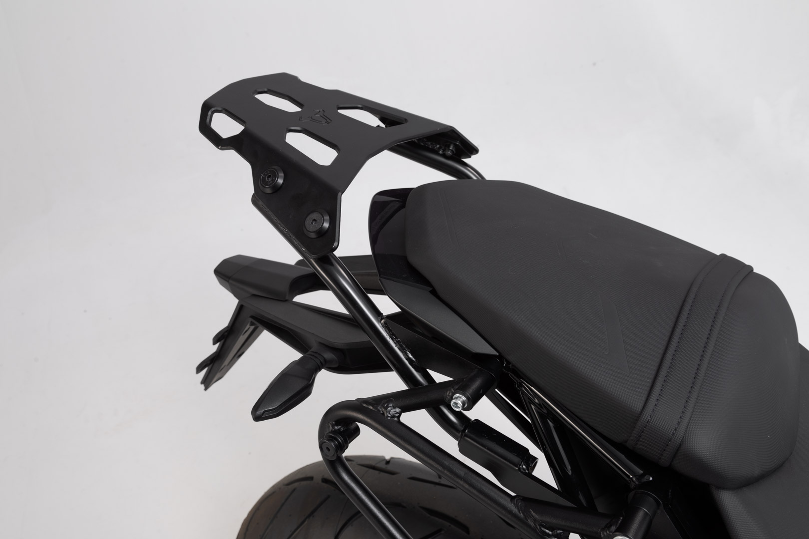 Sistem de carcasă superioară SW-Motech URBAN ABS - Negru. KTM 1290 Super Duke (16-19). Figura 2