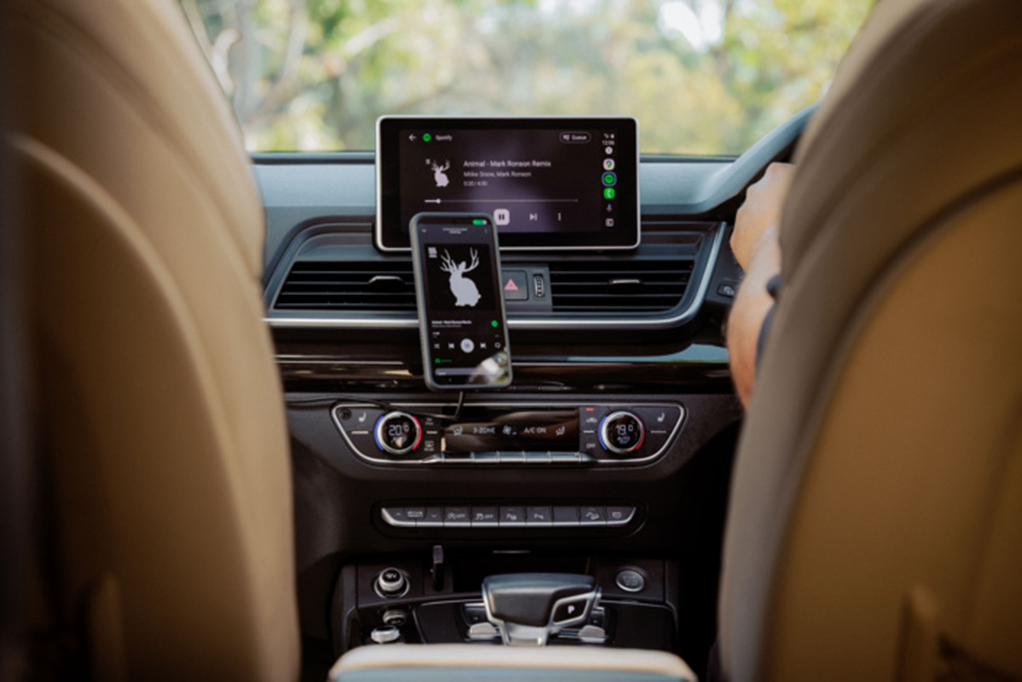 Quad Lock Trådlös CarPlay-adapter Figur 4