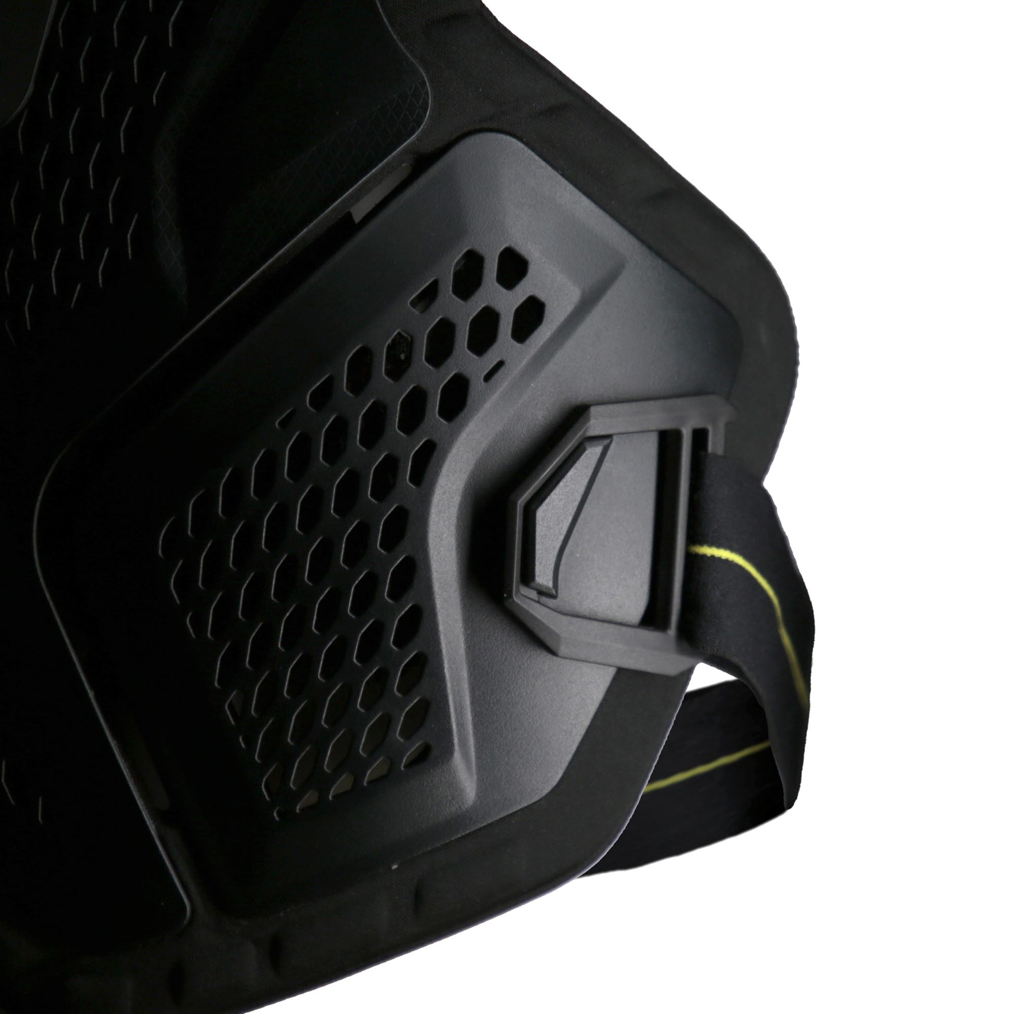Acerbis P035 Chest Amour Figura 9