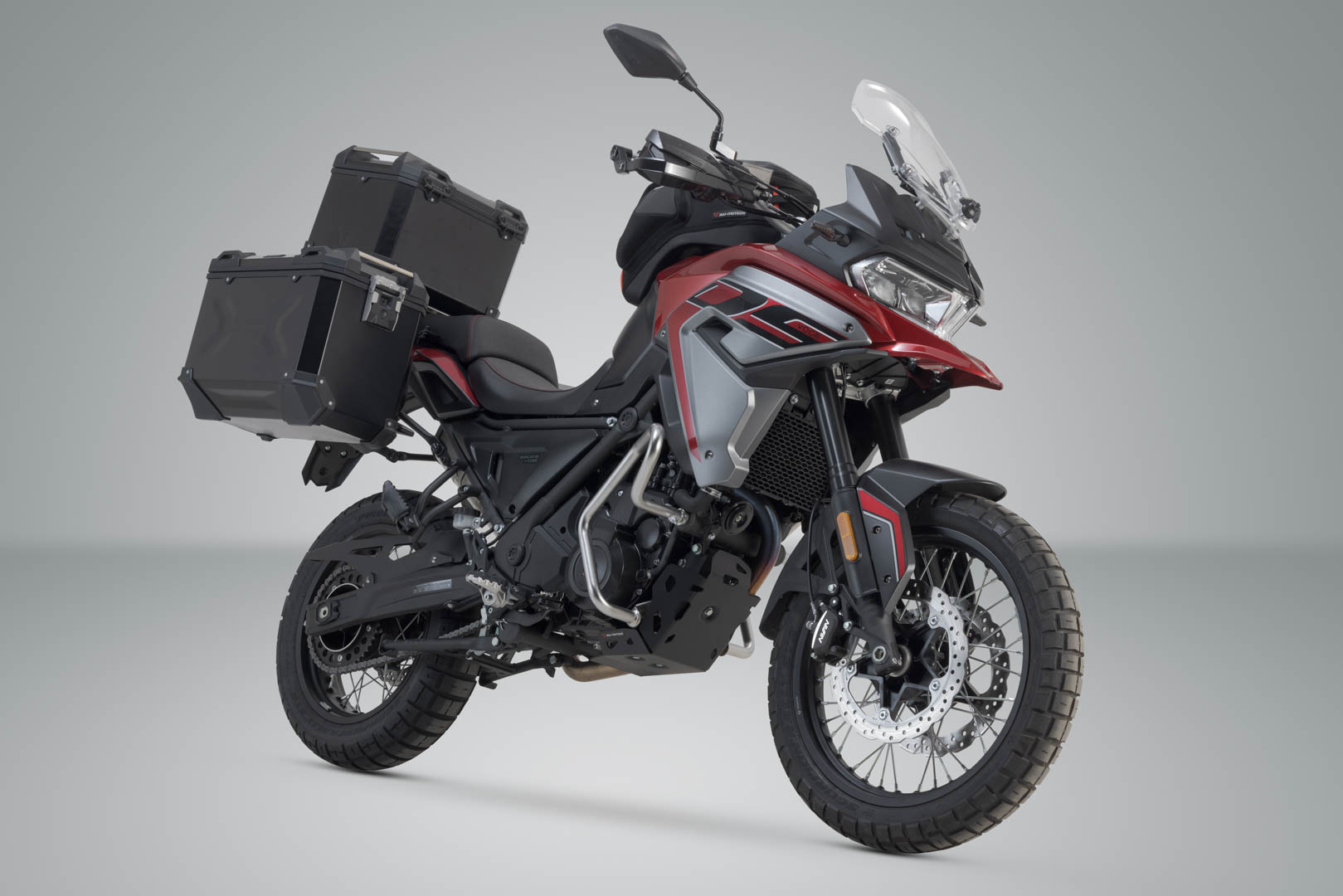 Setul de aventură SW-Motech TRAX ADV - Negru. Voge 650 DS/X (22-). Figura 2