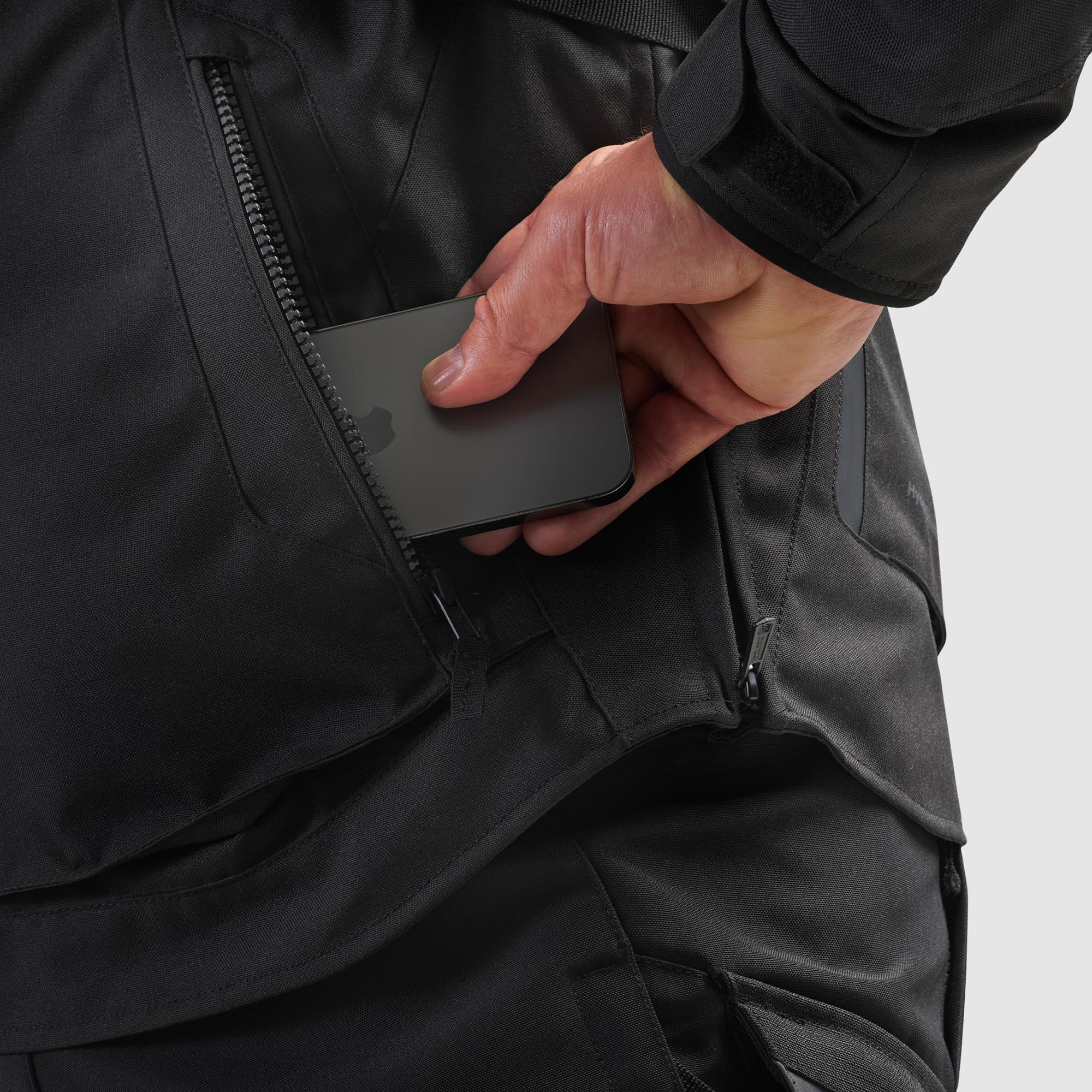 Rebelhorn Hiker 4 waterproof Motorcycle Textile Jacket black L Figure 9
