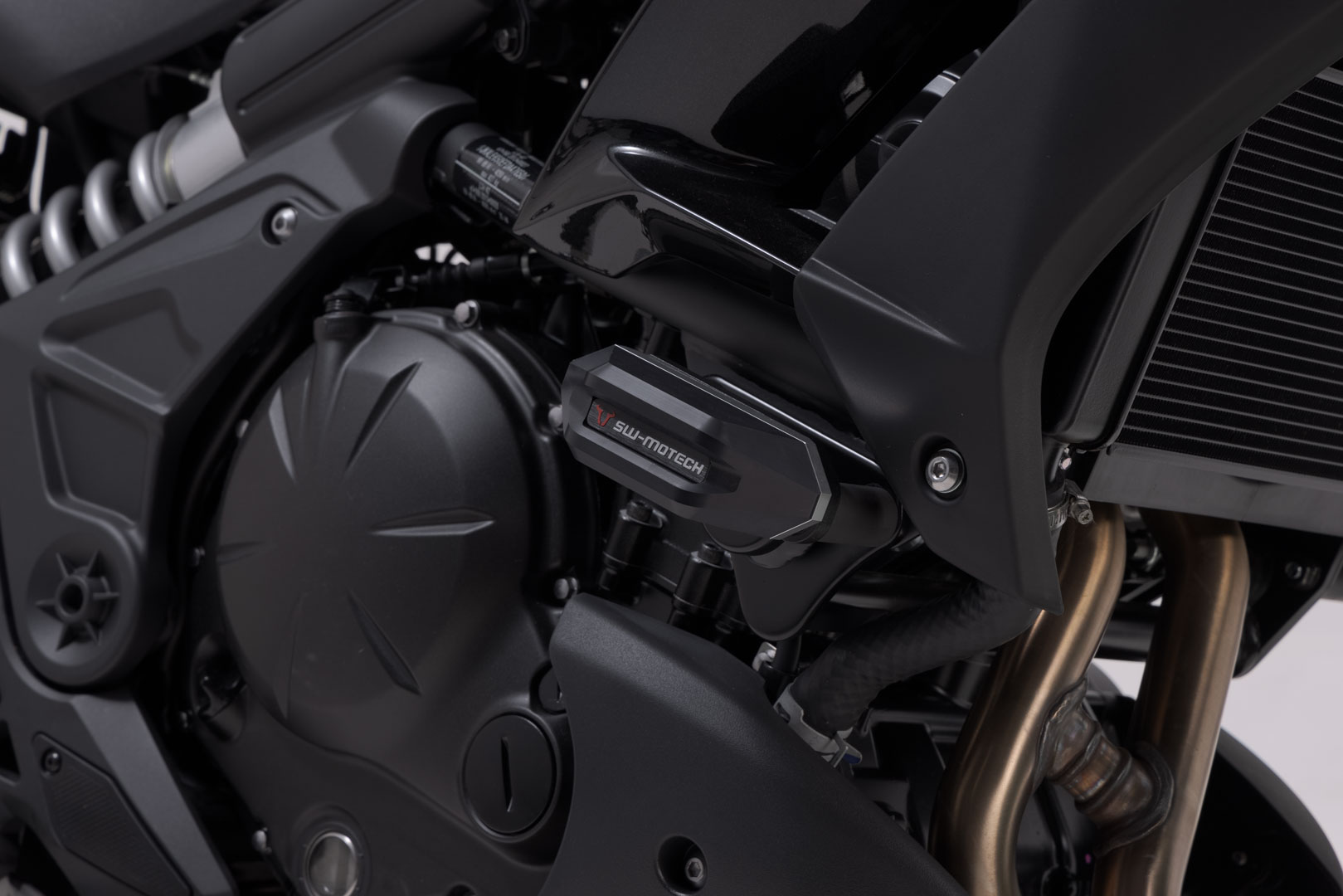 SW-Motech Frame skjutreglage kit - Svart. Kawasaki Versys 650 (14-21). Figur 2
