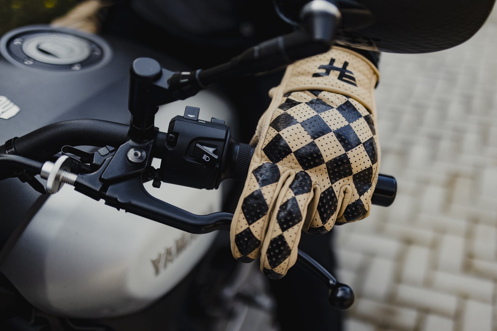 HolyFreedom Bullit Perforated Motorcykel handsker sort/gul M Figur 6
