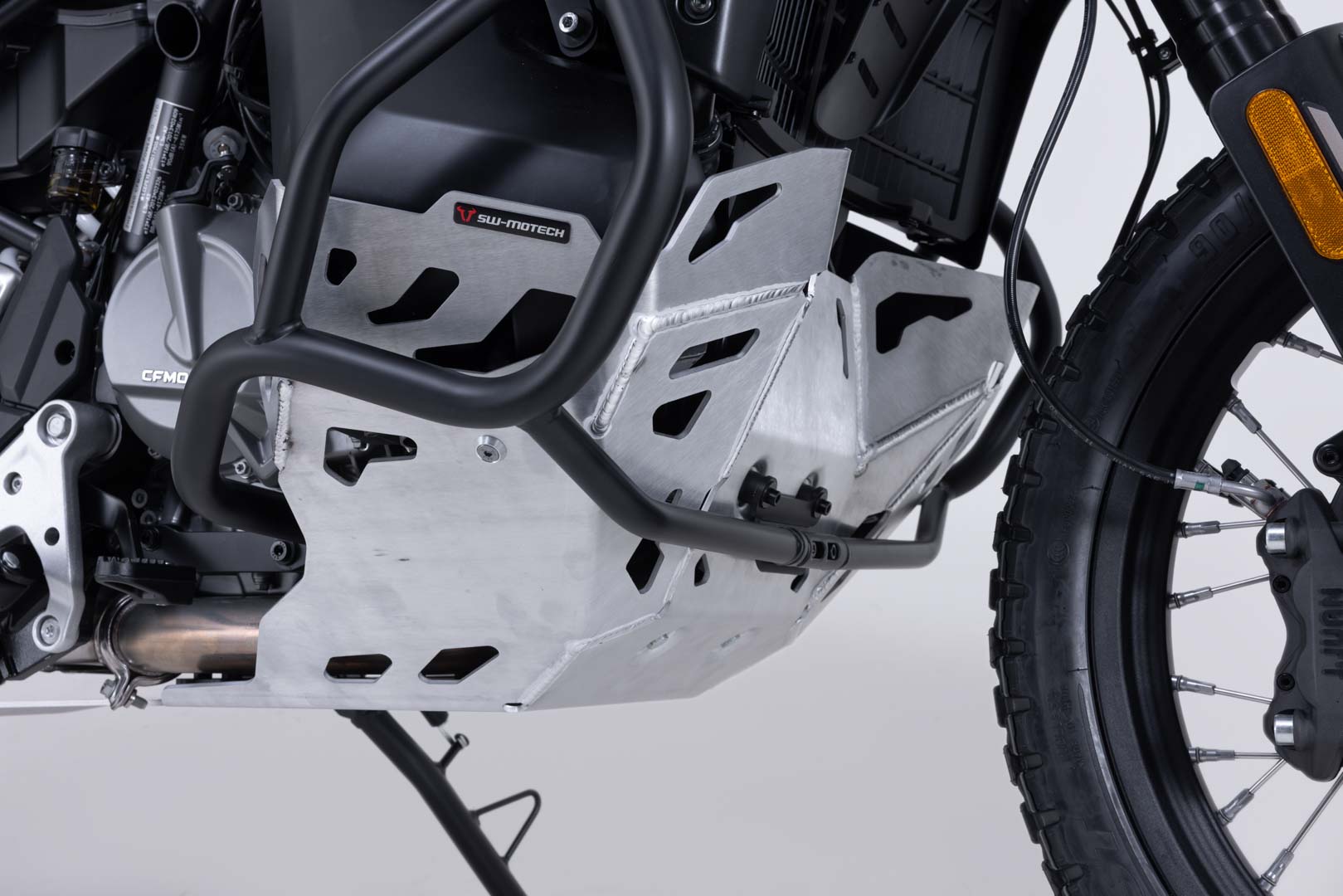 SW-Motech motorskydd - Silver. CFMoto 800MT-X (24-). Figur 4