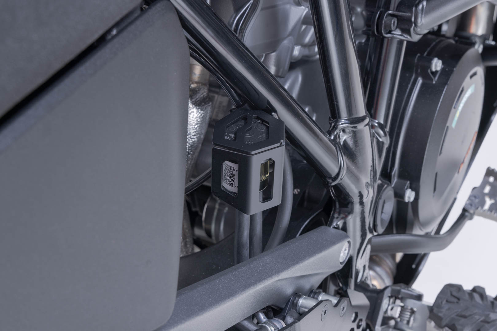 SW-Motech bromsvätskebehållareskydd - svart. BMW / Ducati / KTM / Husqvarna-modeller. Figur 4