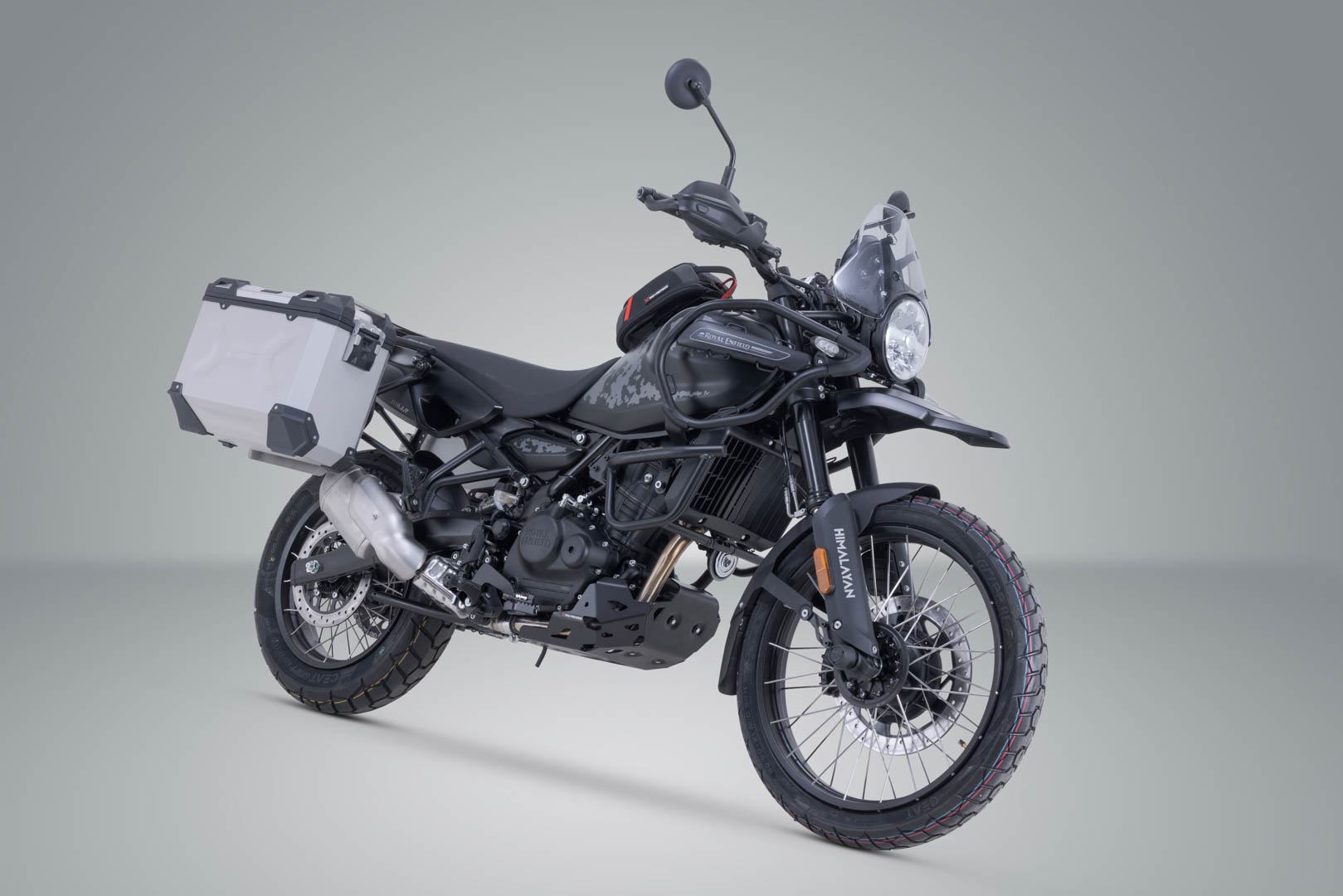 Sistem de carcasă din aluminiu SW-Motech TRAX ADV - Argintiu. 37/37 l. Raliul Himalayan 450 (25-). Figura 2