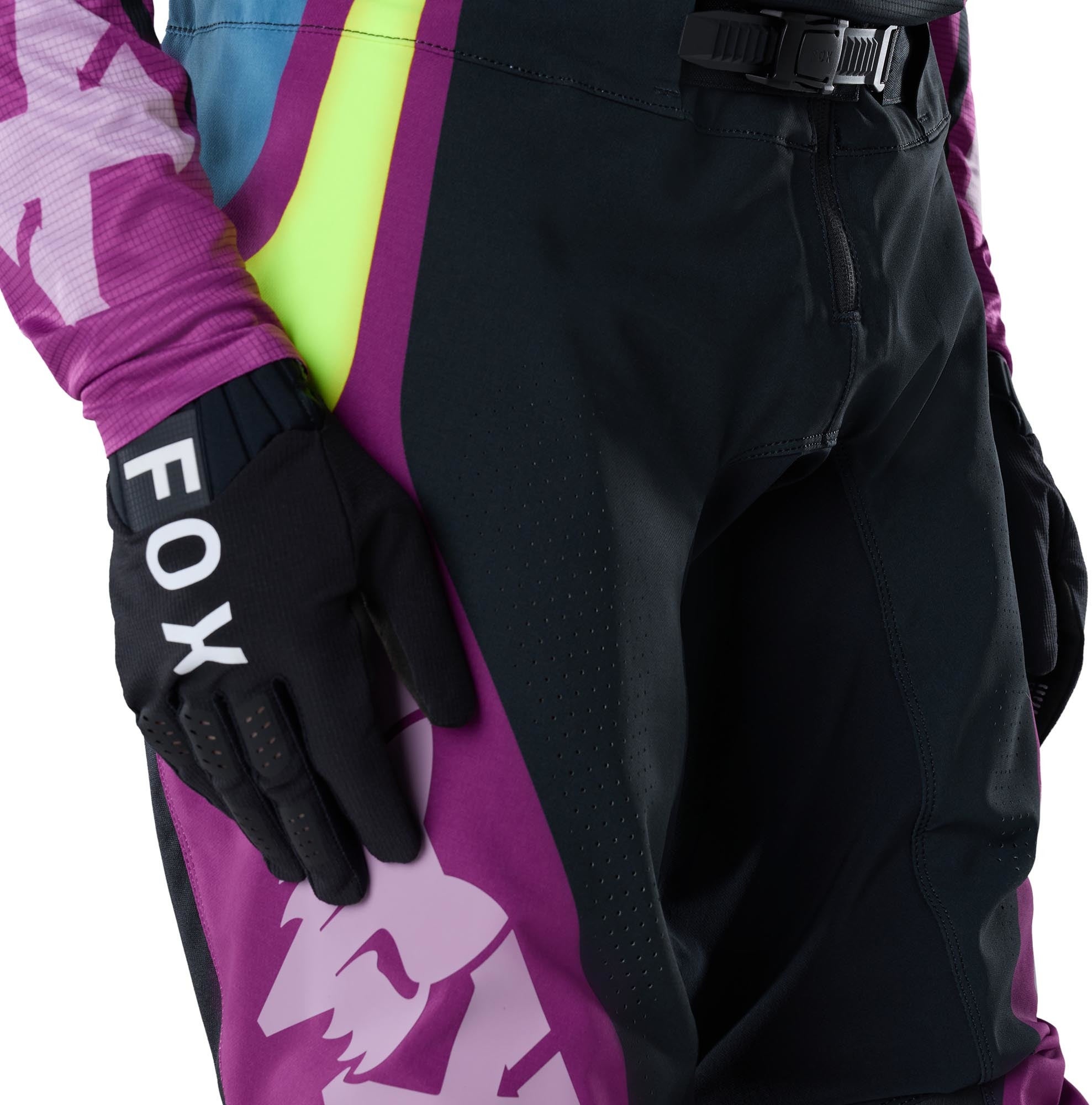 FOX Flexair Thorn Motocross Pants violet/black 36 Figure 5
