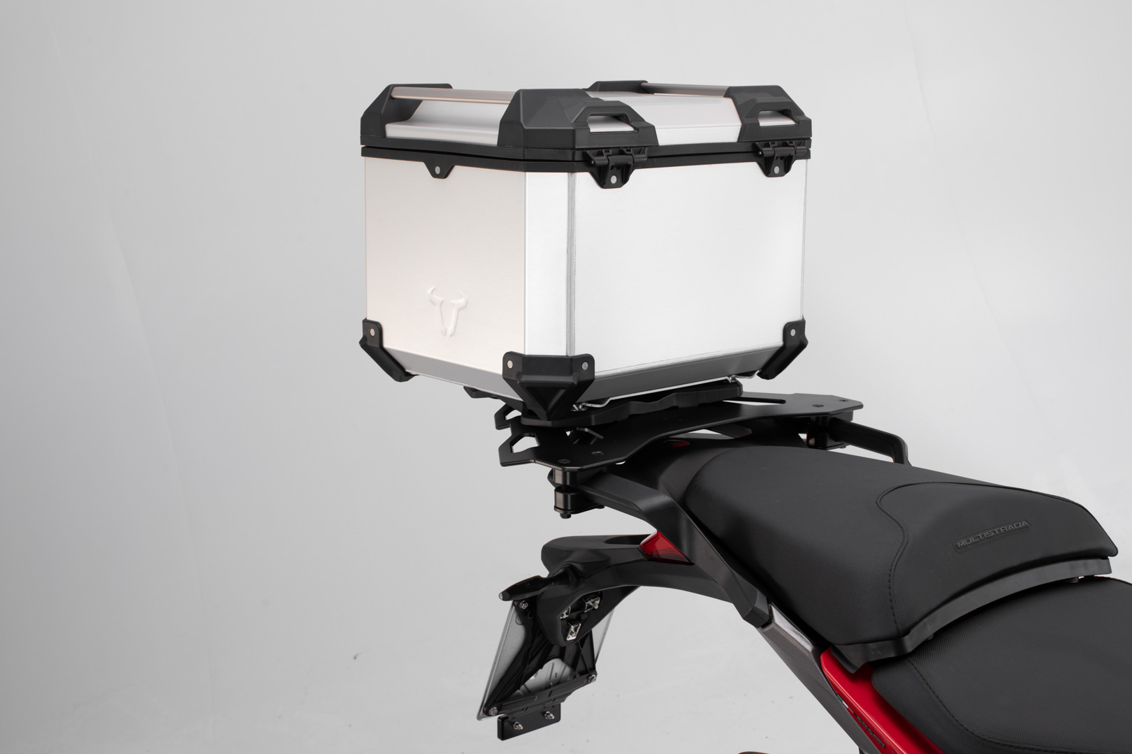 Sistem top case SW-Motech TRAX ADV - Argintiu. Multistrada 1200 Enduro/950/1260/V2. Figura 1